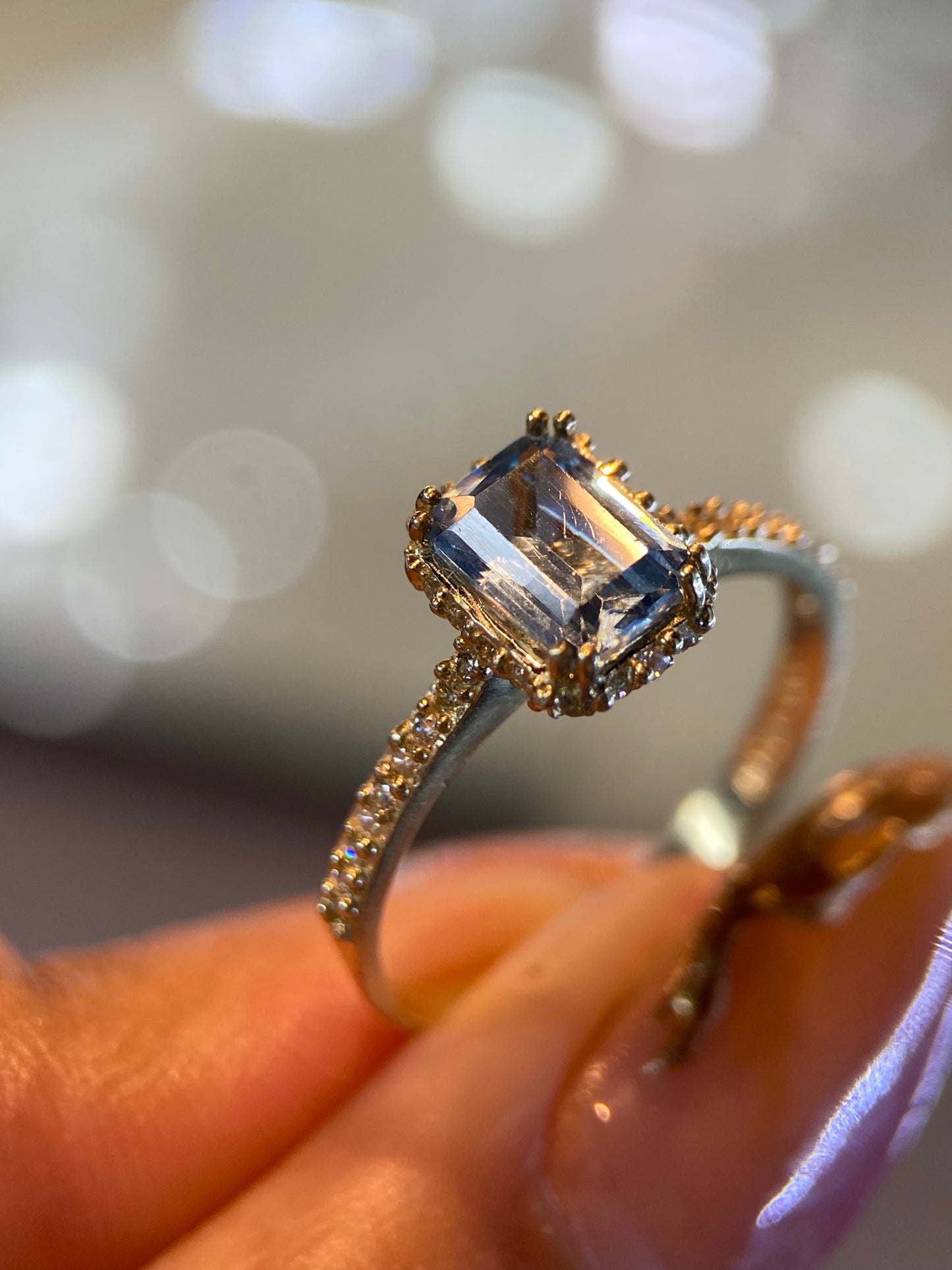Anillo de compromiso en oro