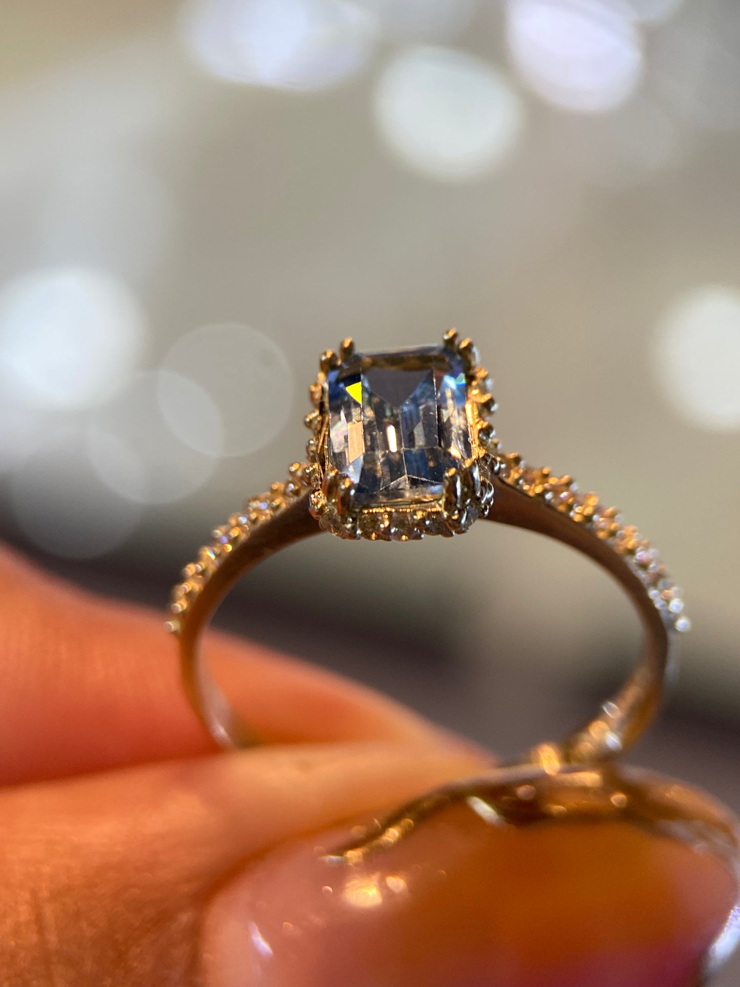 Anillo de compromiso en oro