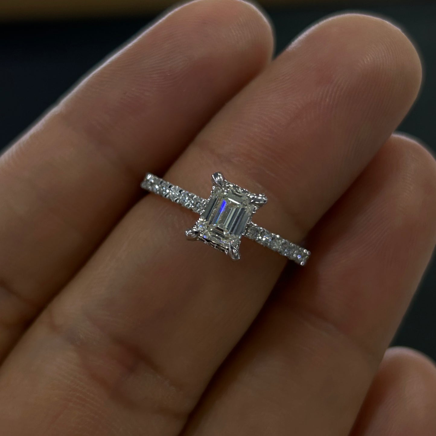 Anillo de compromiso en oro