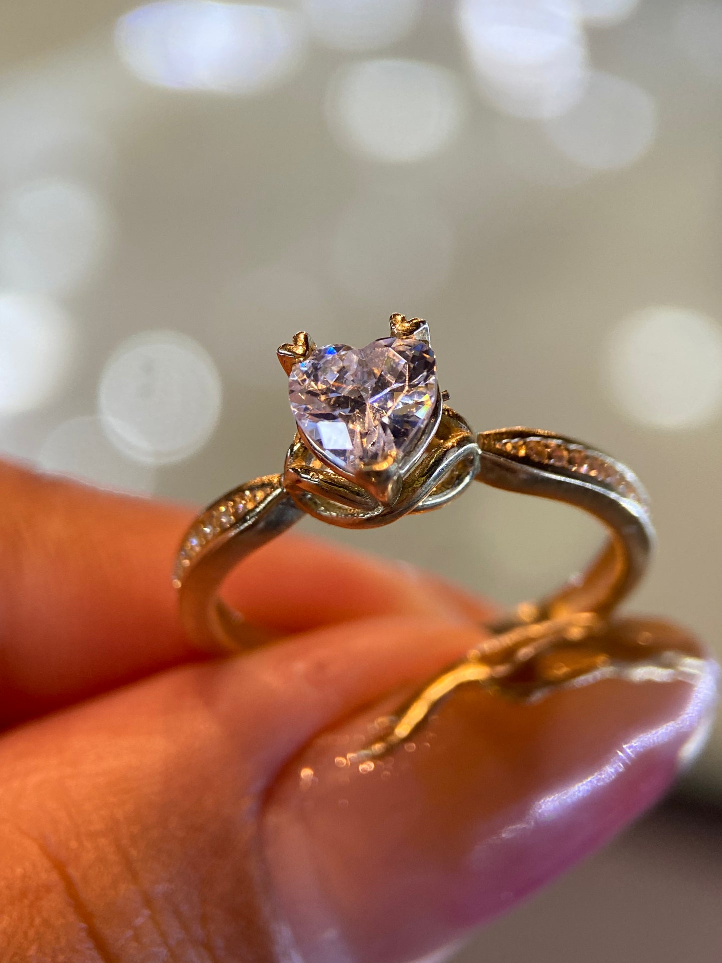Anillo de compromiso en oro