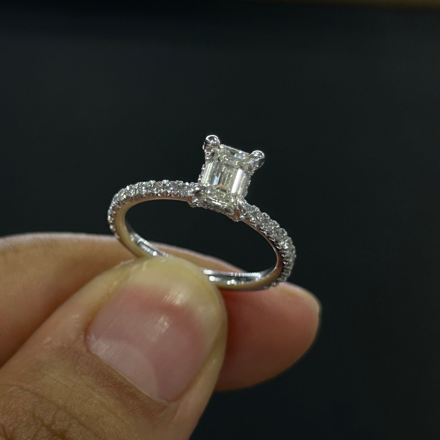 Anillo de compromiso en oro