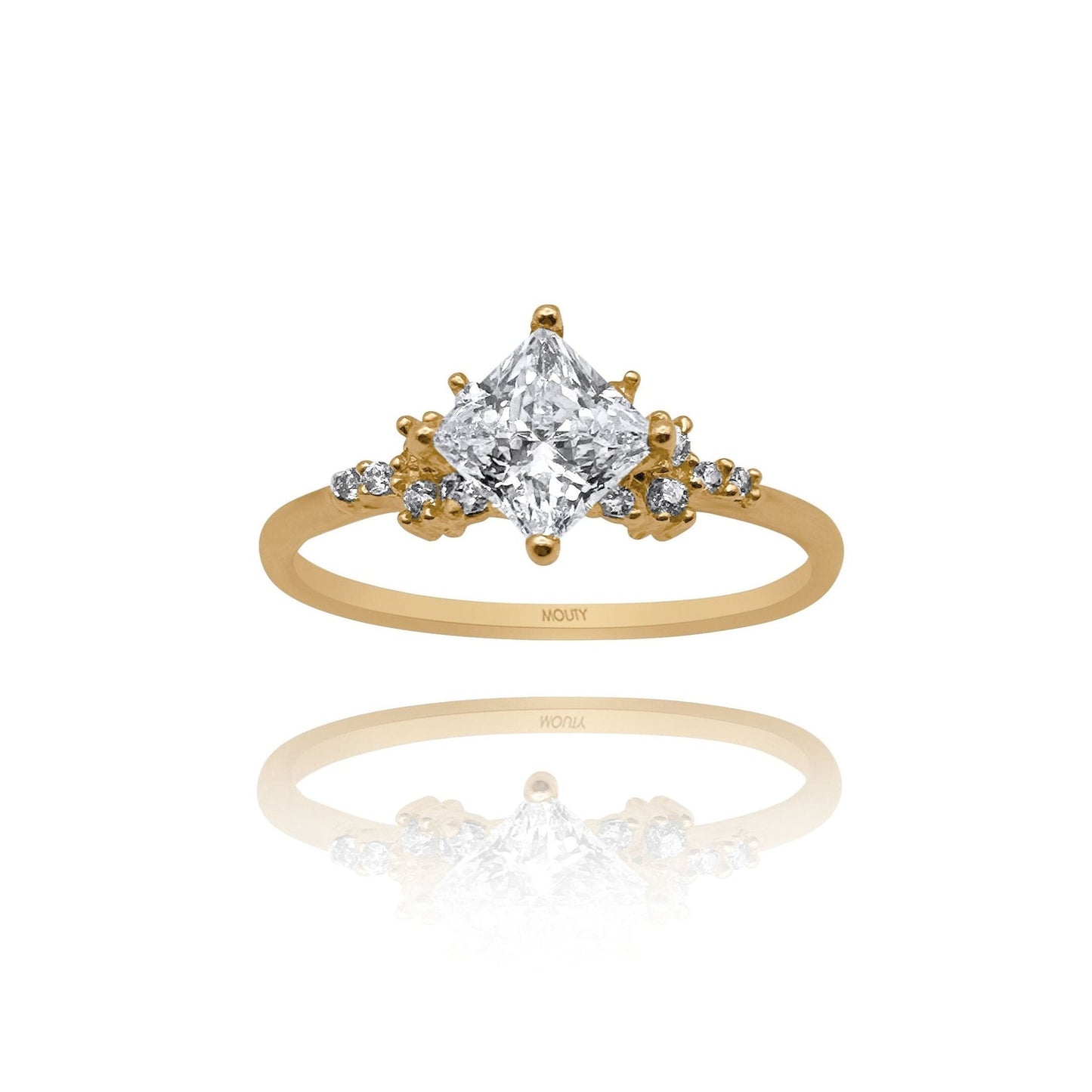 Anillo de compromiso en oro