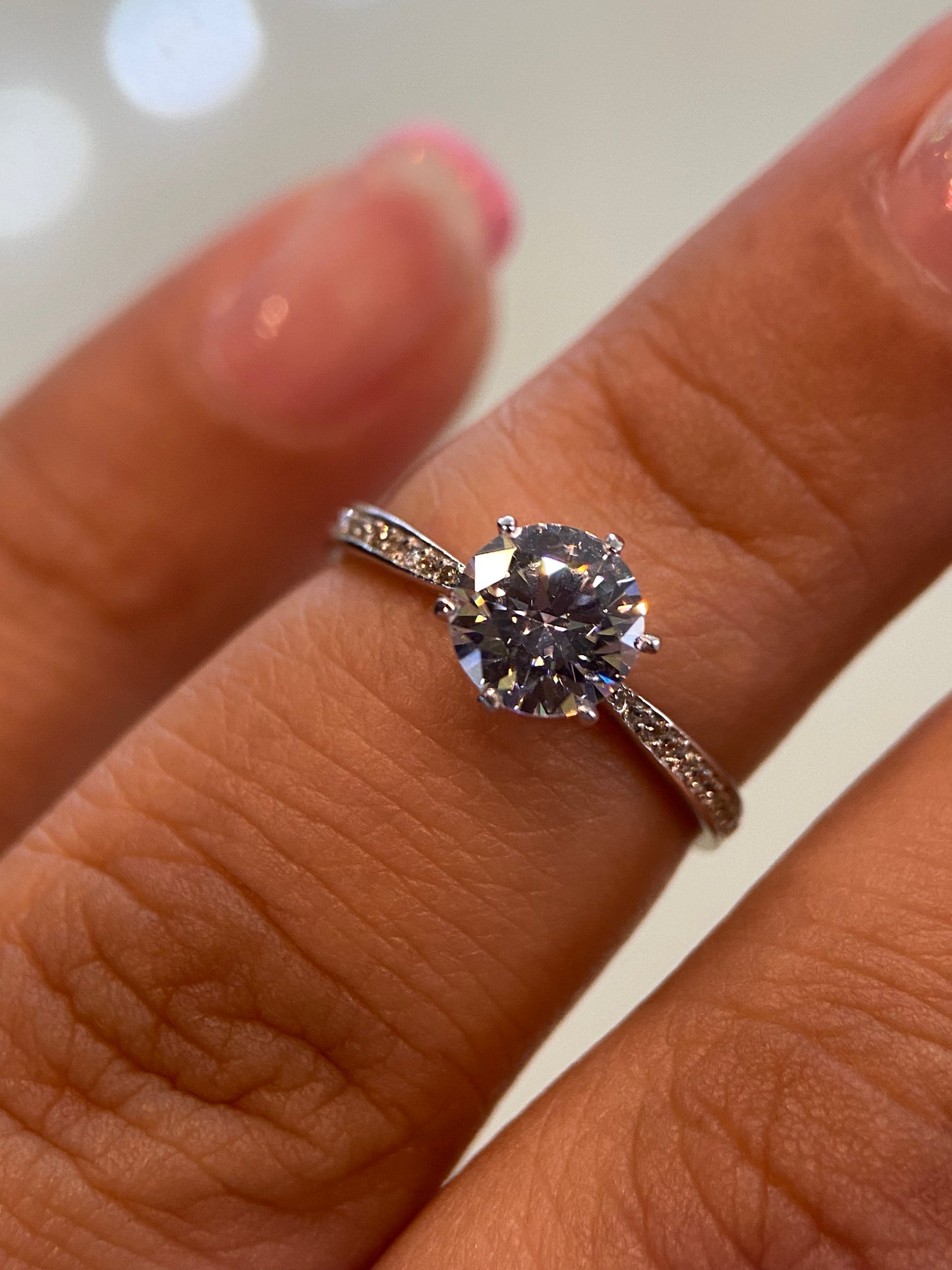 14K white gold ring with white zirconias Cod: MAN265
