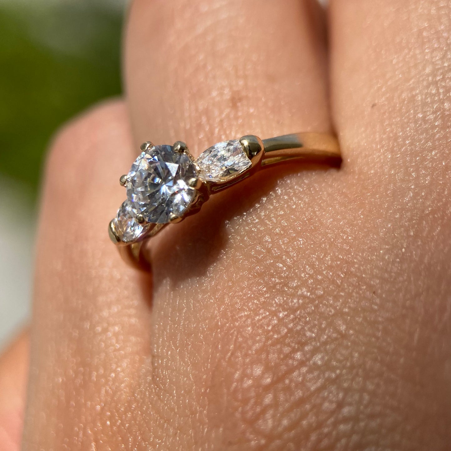 Anillo de compromiso en oro