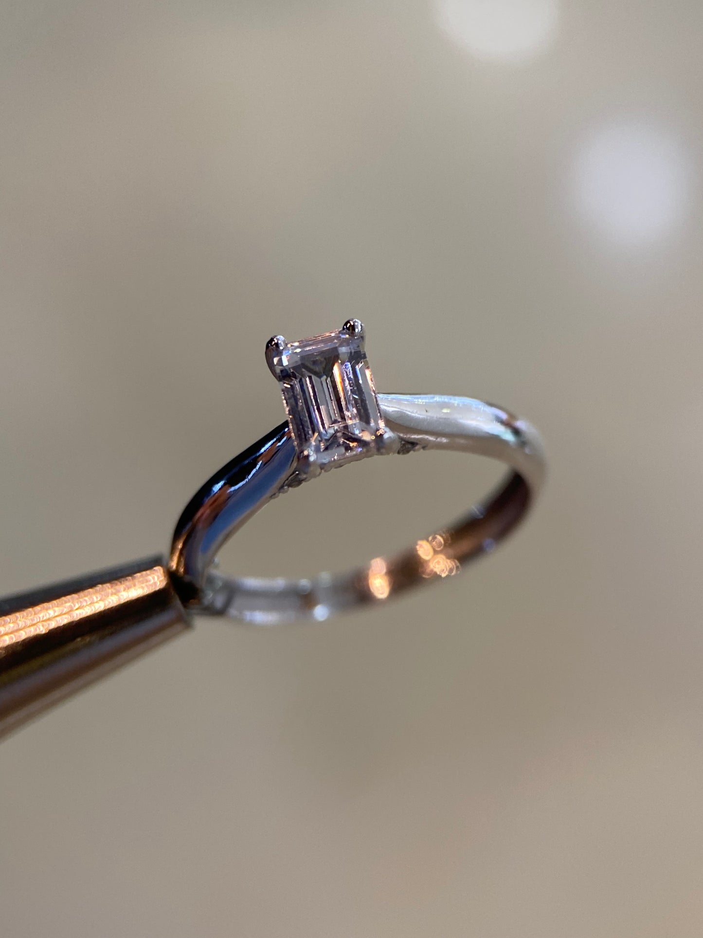 Anillo de compromiso en oro