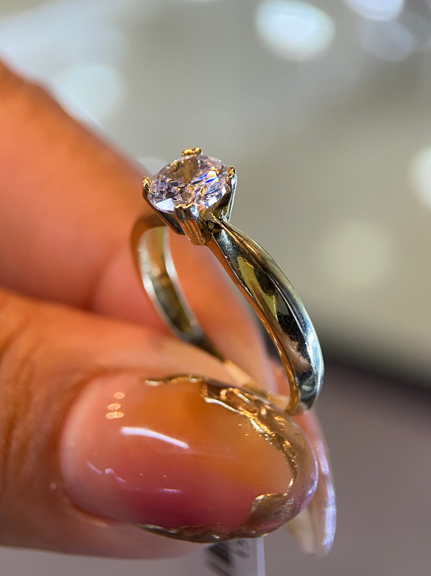 Anillo de compromiso en oro