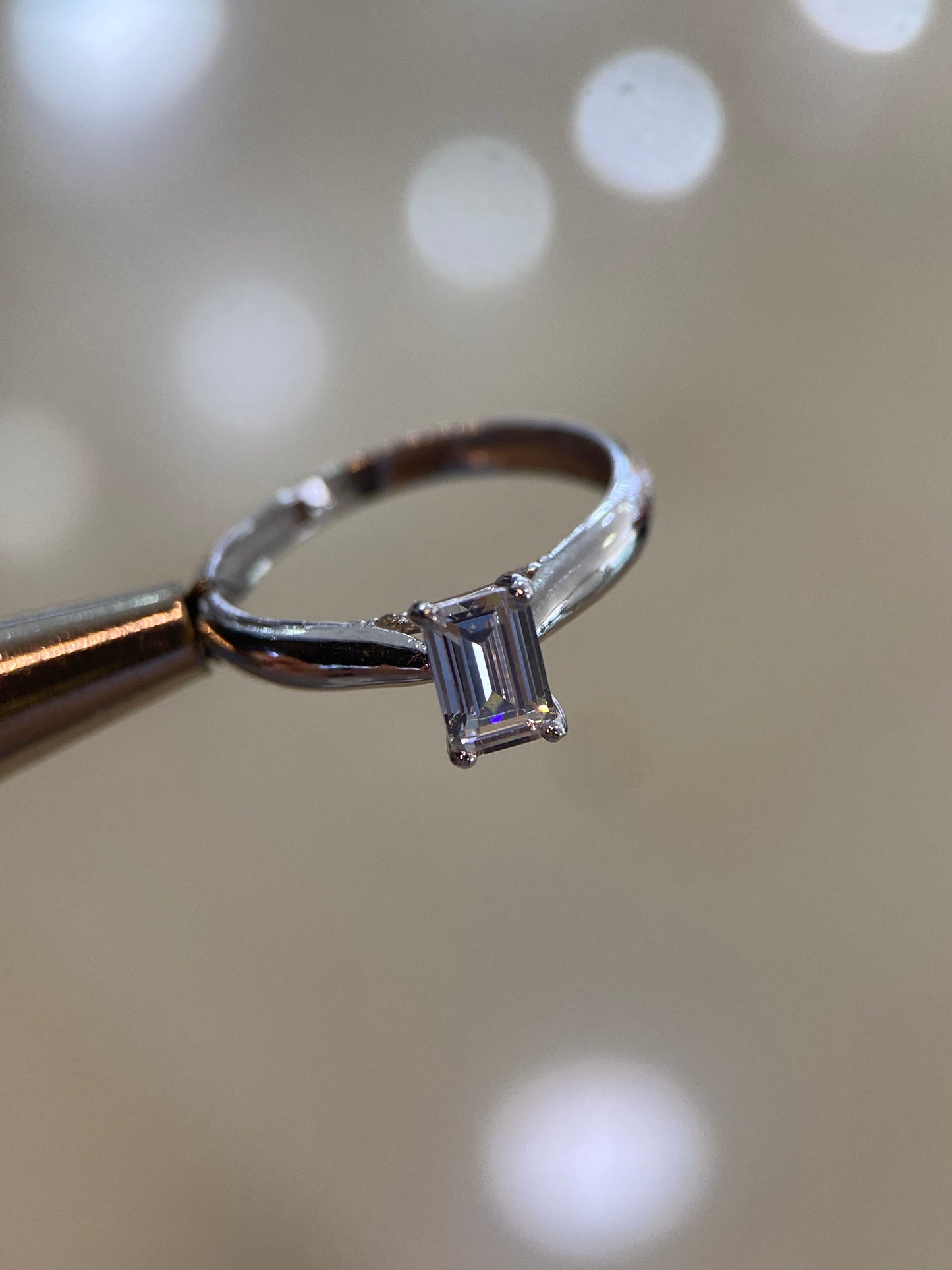 Anillo de compromiso en oro