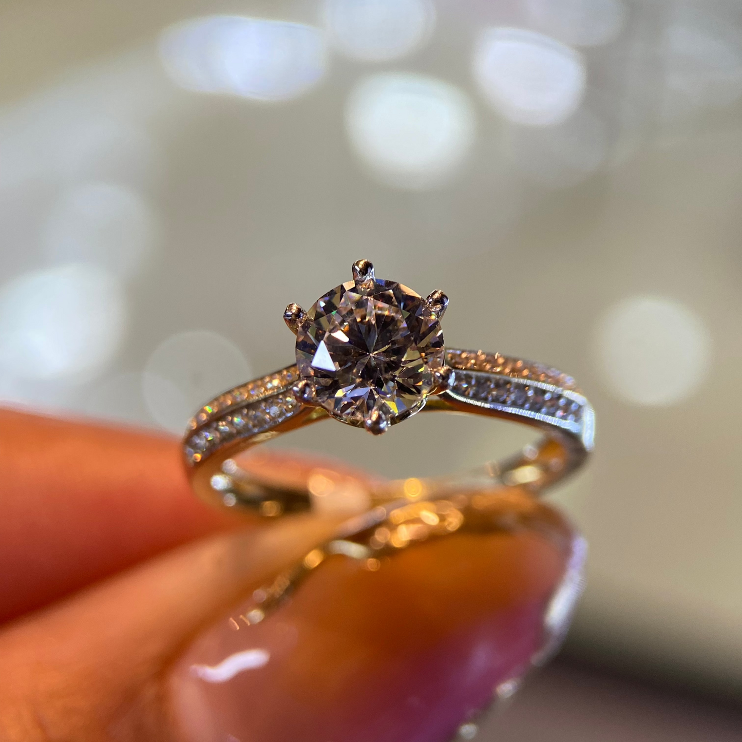 Anillo de compromiso en oro