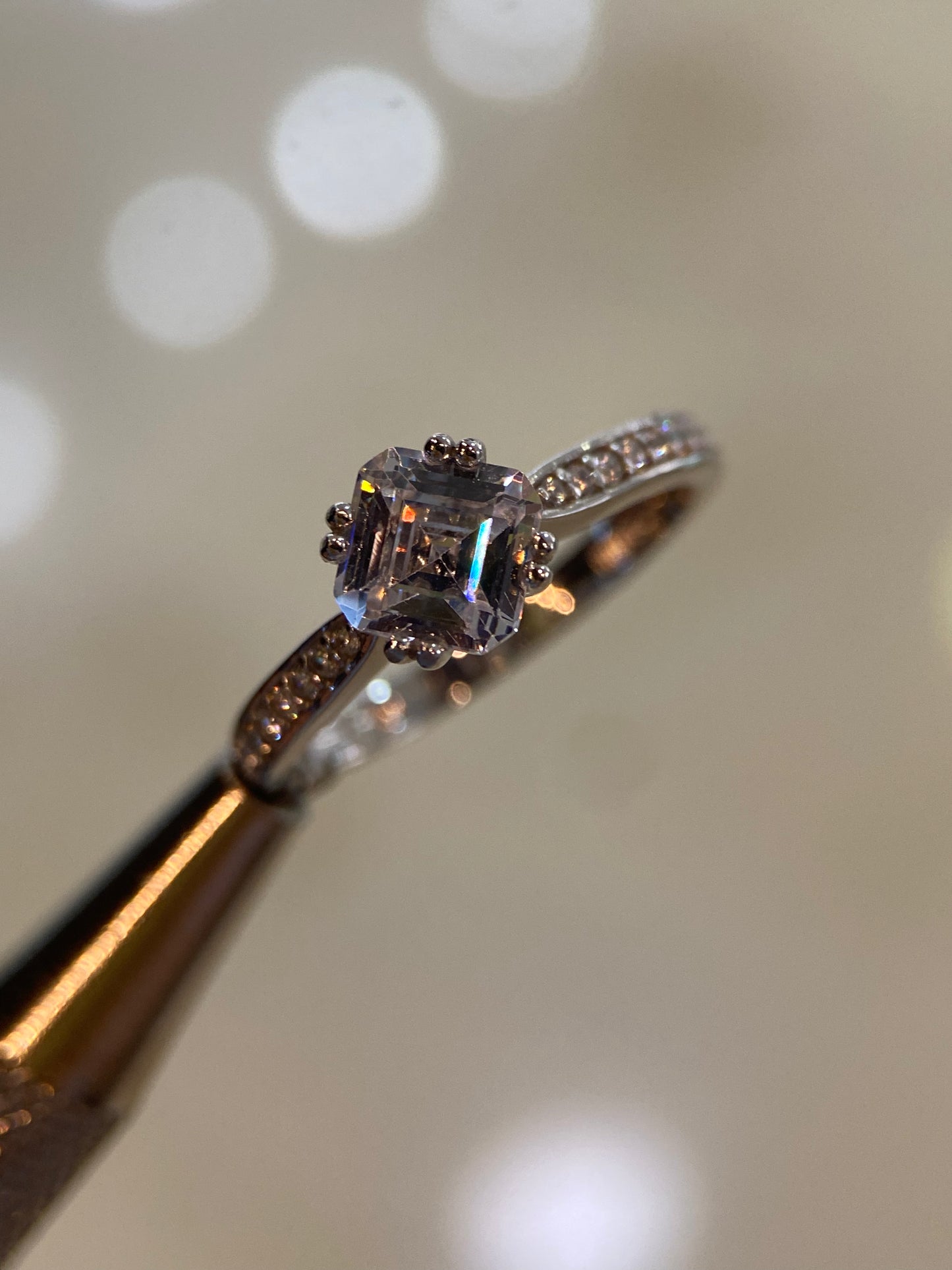 Anillo de compromiso en oro