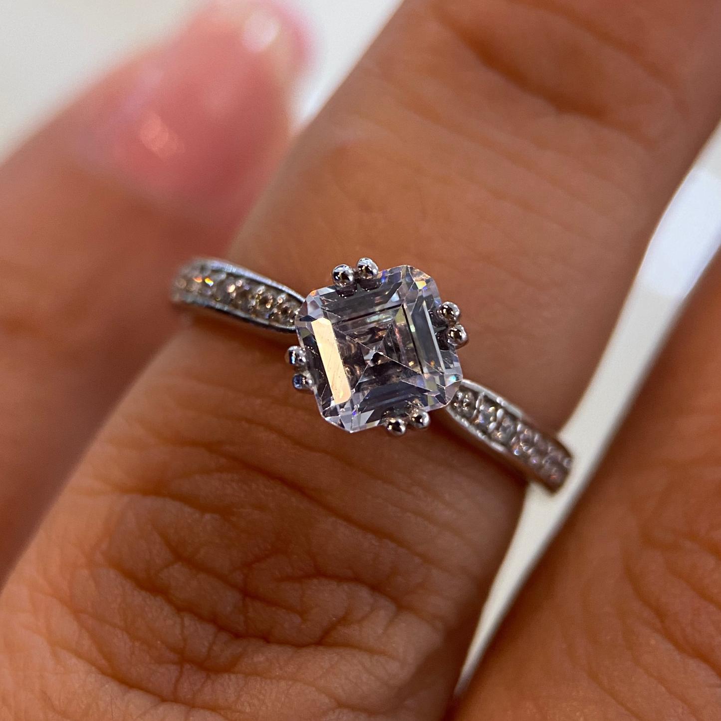 Anillo de compromiso en oro