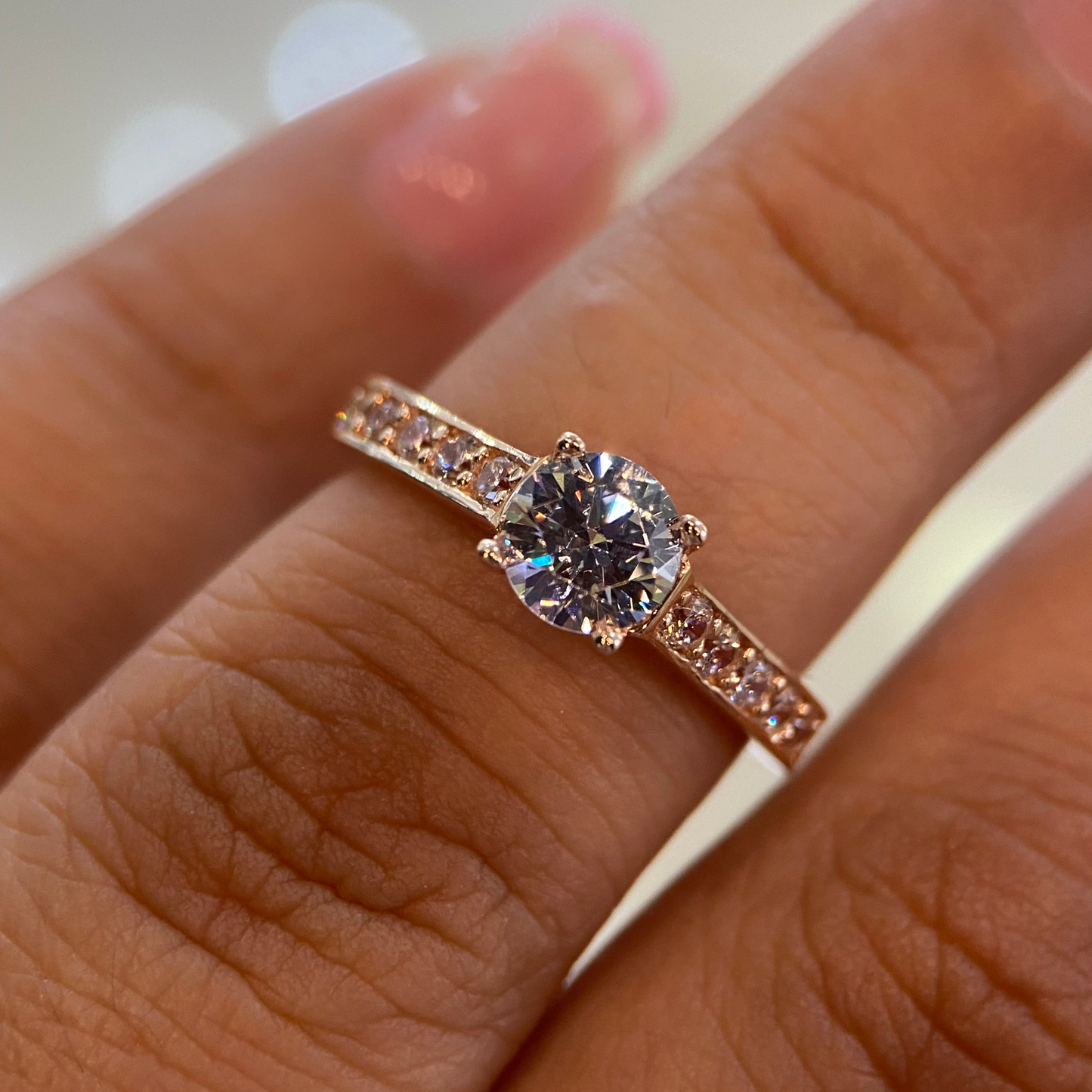 Anillo de compromiso en oro