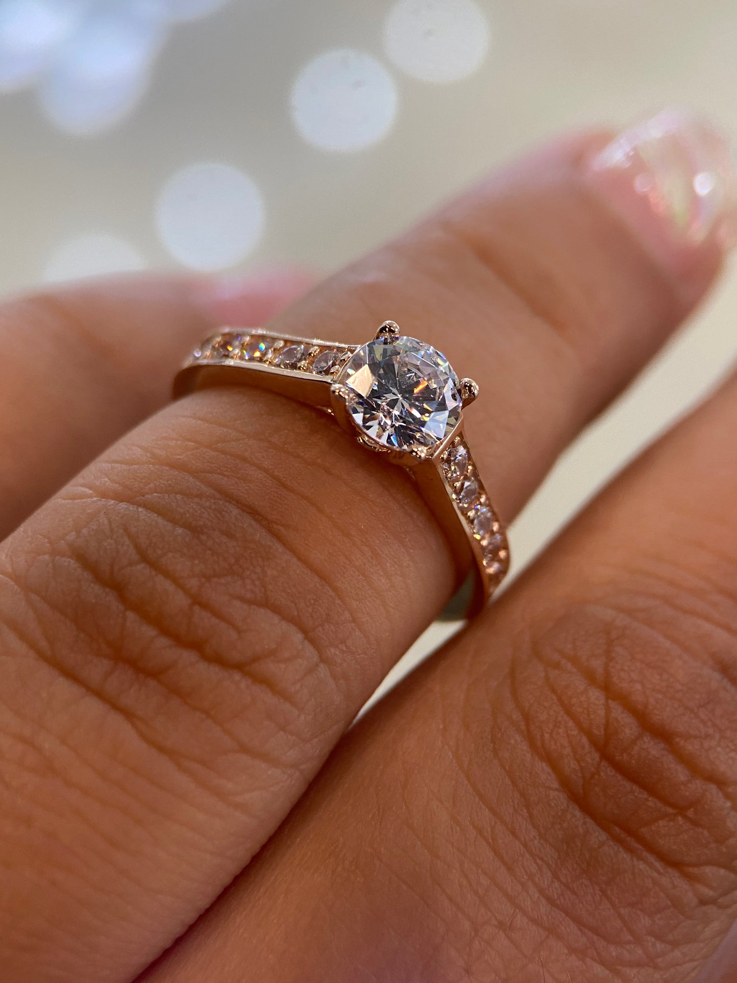 Anillo de compromiso en oro