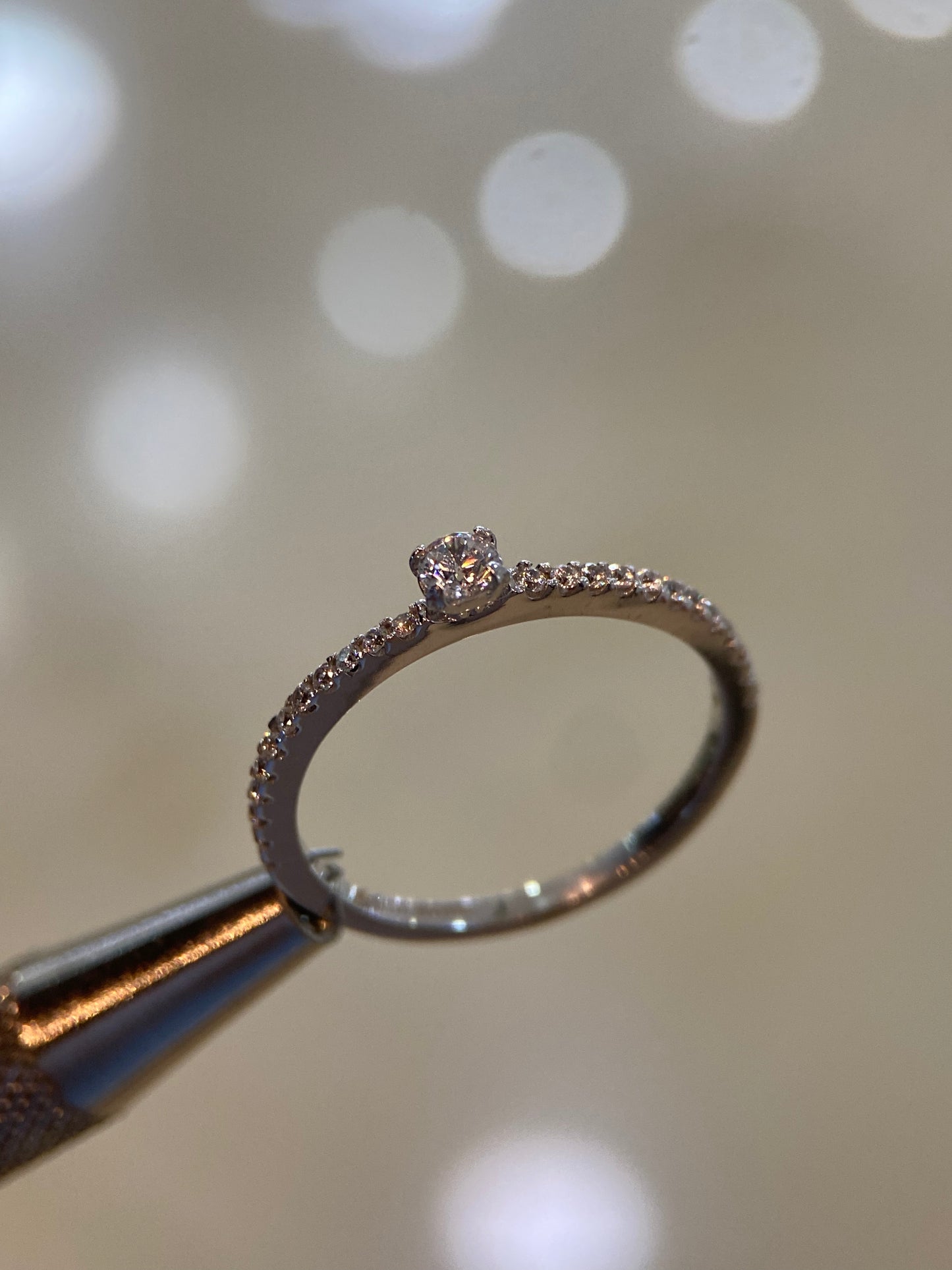 Anillo de compromiso en oro