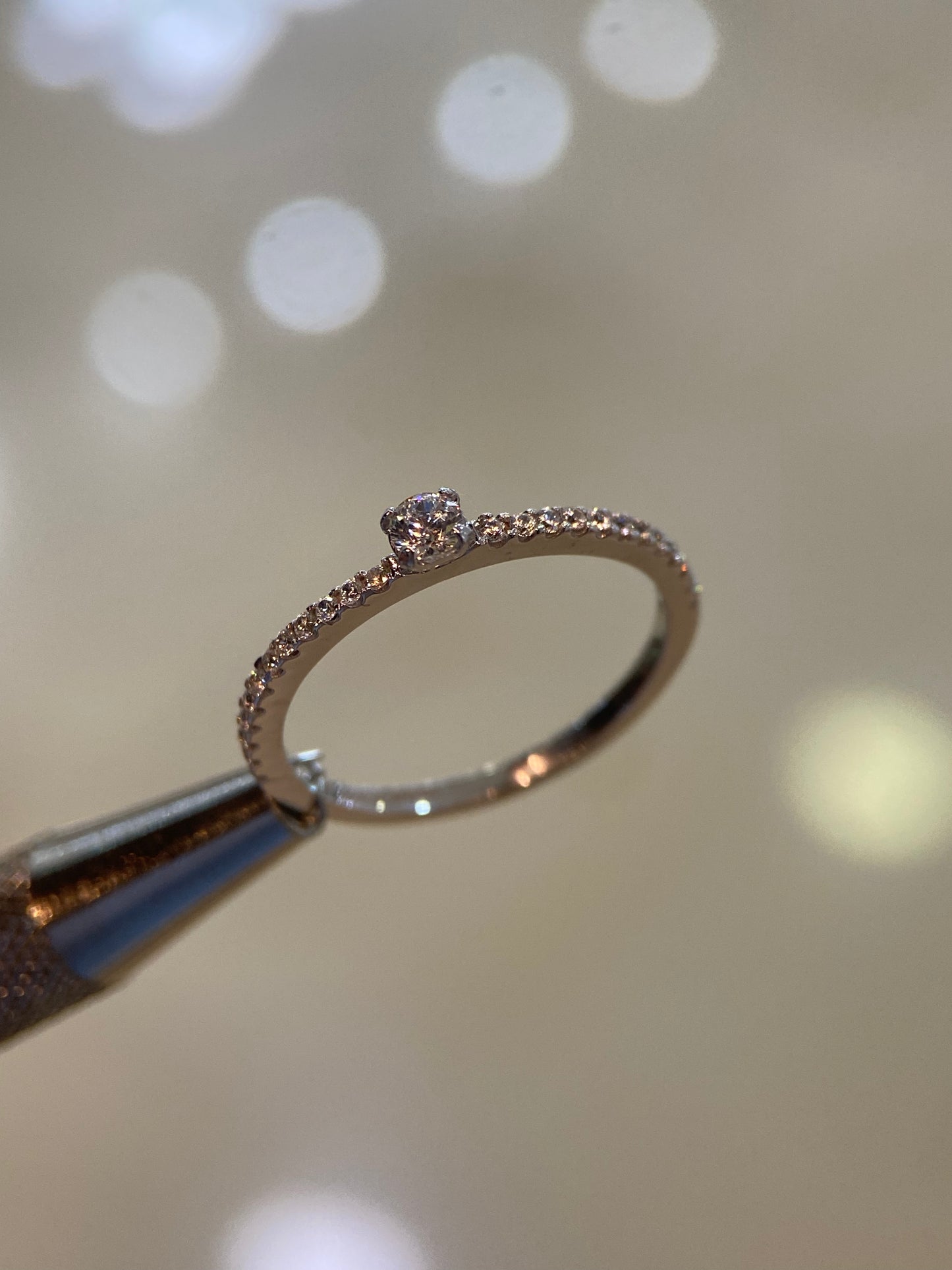 Anillo de compromiso en oro