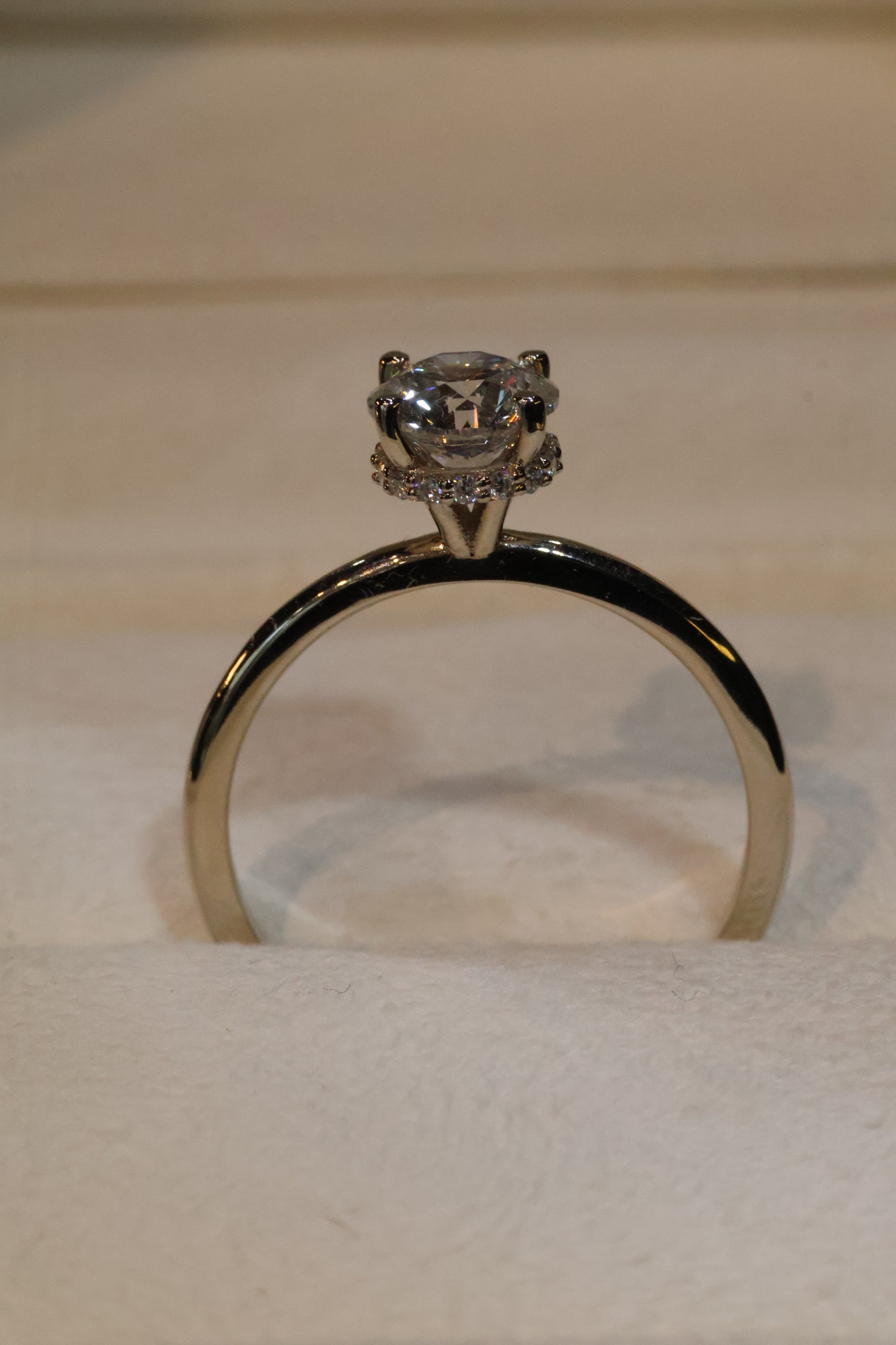 Anillo de compromiso en oro