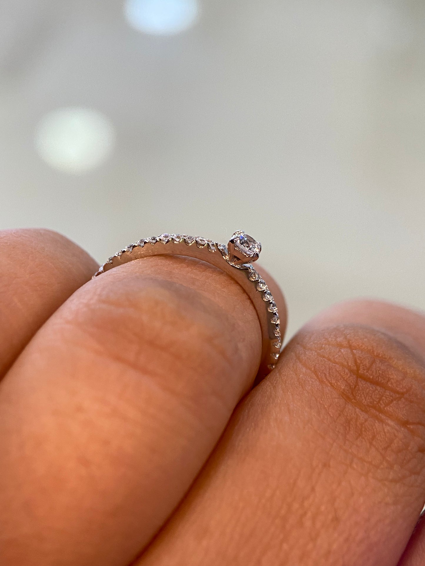 Anillo de compromiso en oro