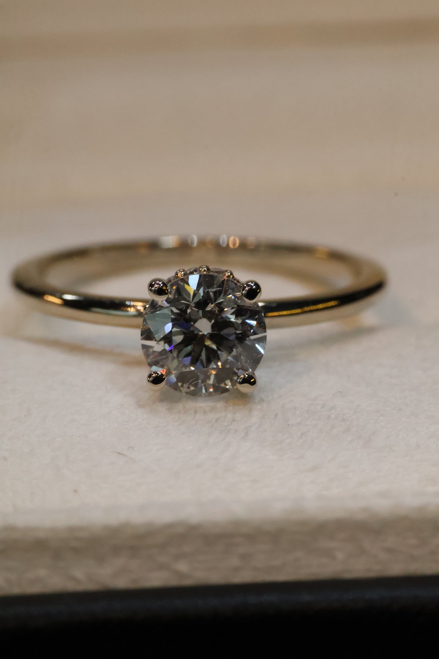 Anillo de compromiso en oro