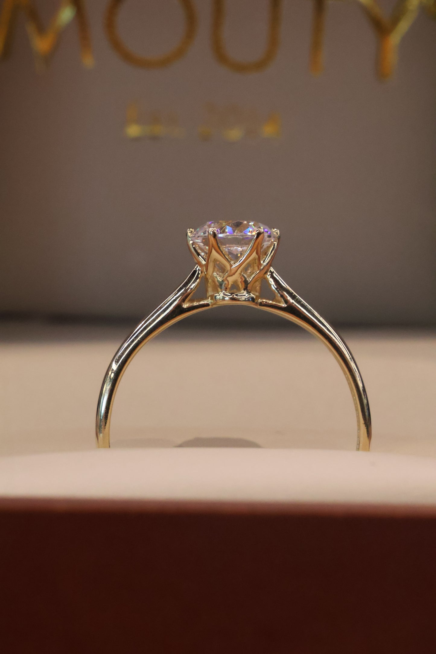 Anillo de compromiso en Oro