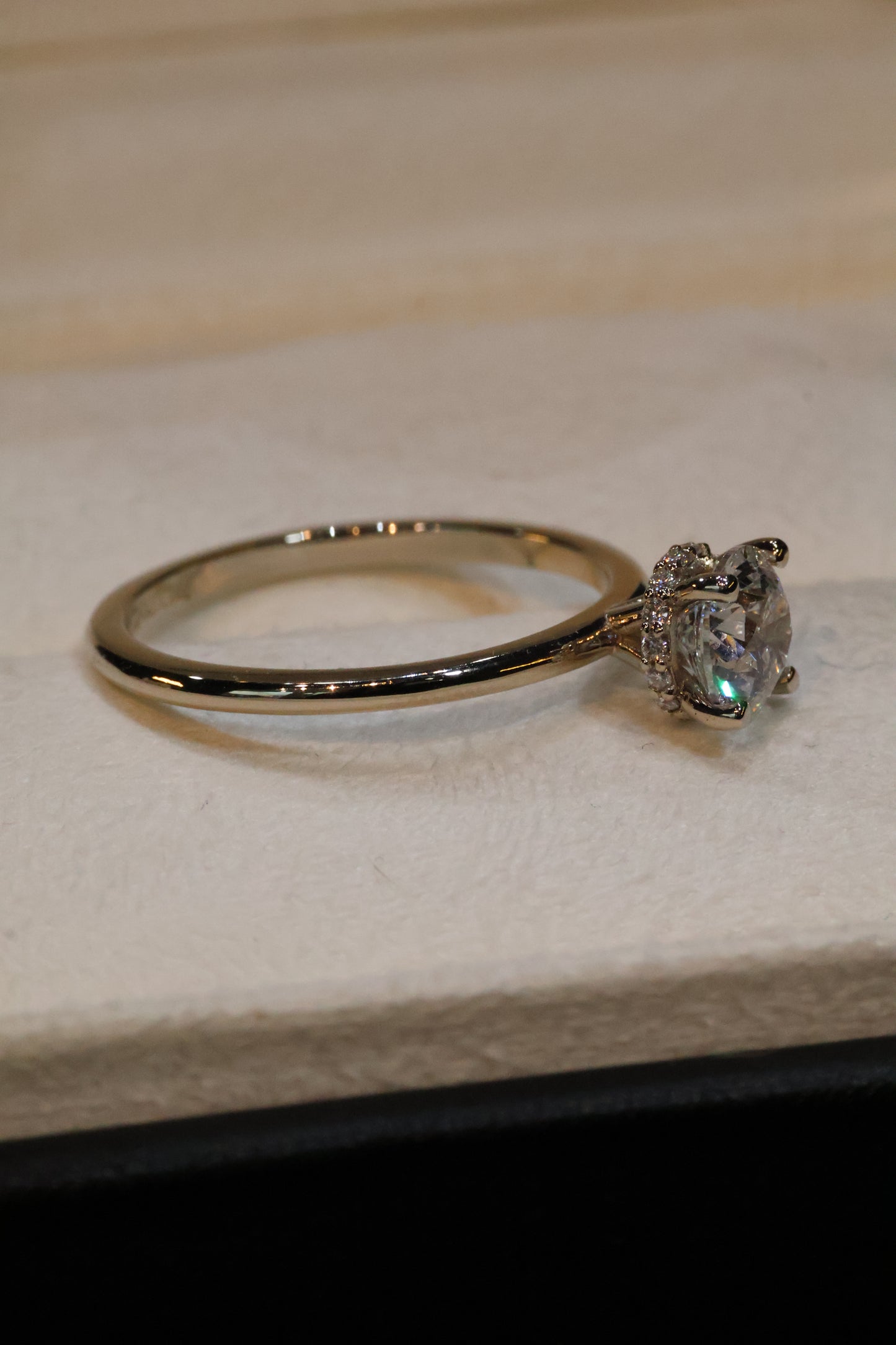 Anillo de compromiso en oro