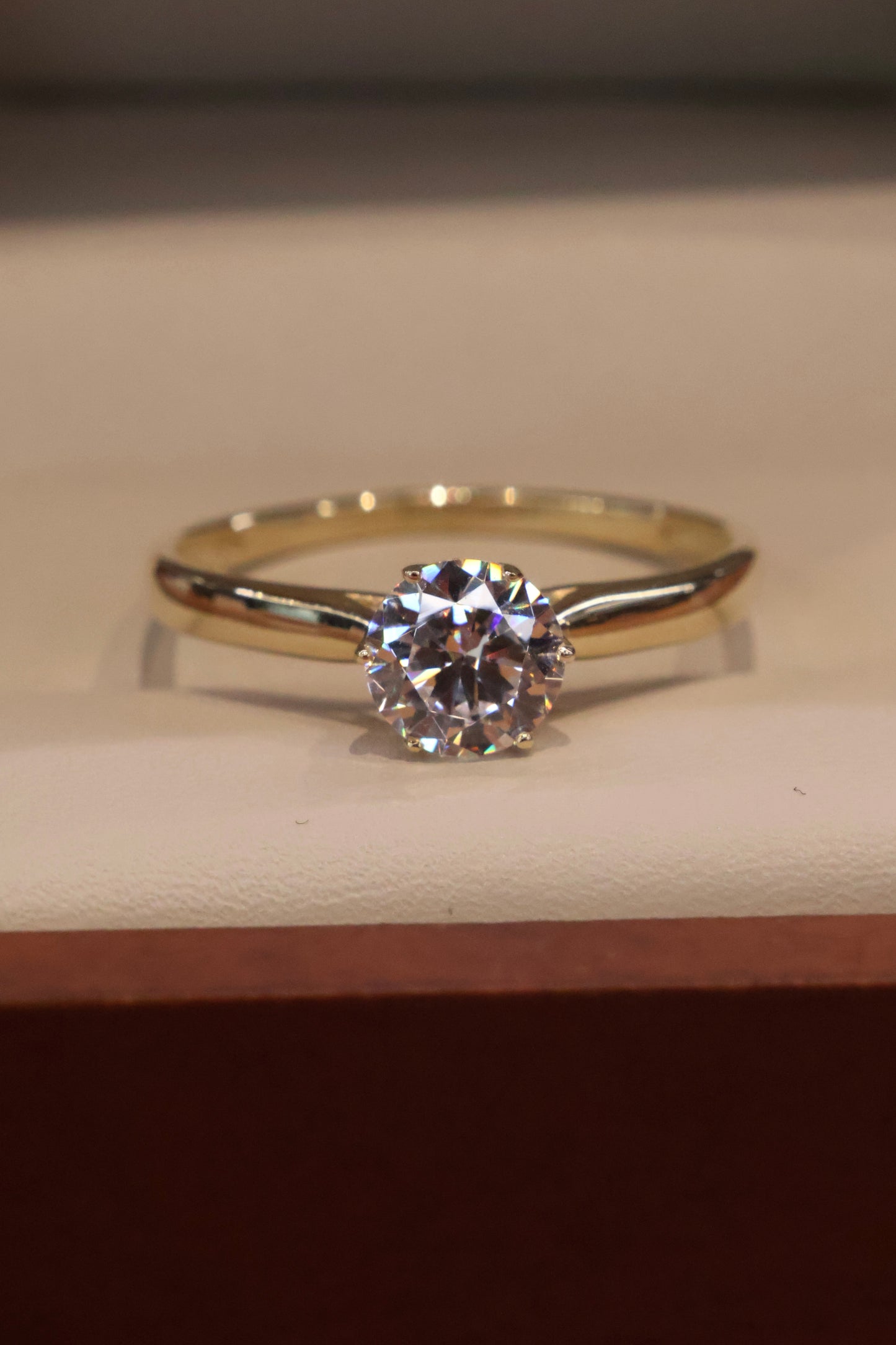 Anillo de compromiso en Oro