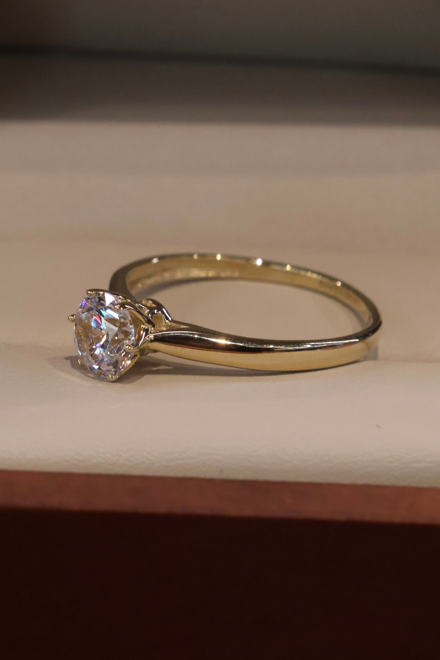 Anillo de compromiso en Oro
