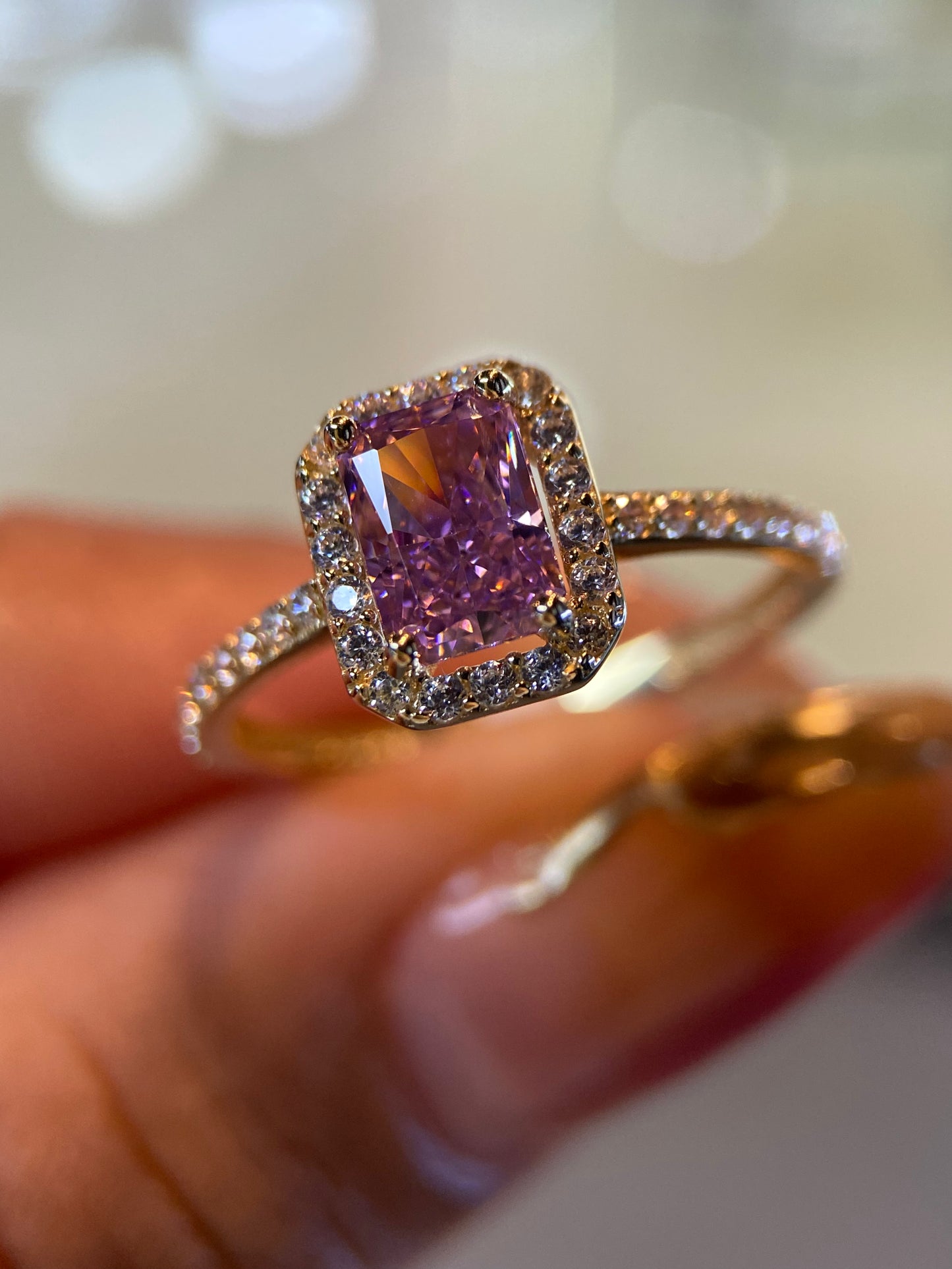 Anillo de compromiso en oro