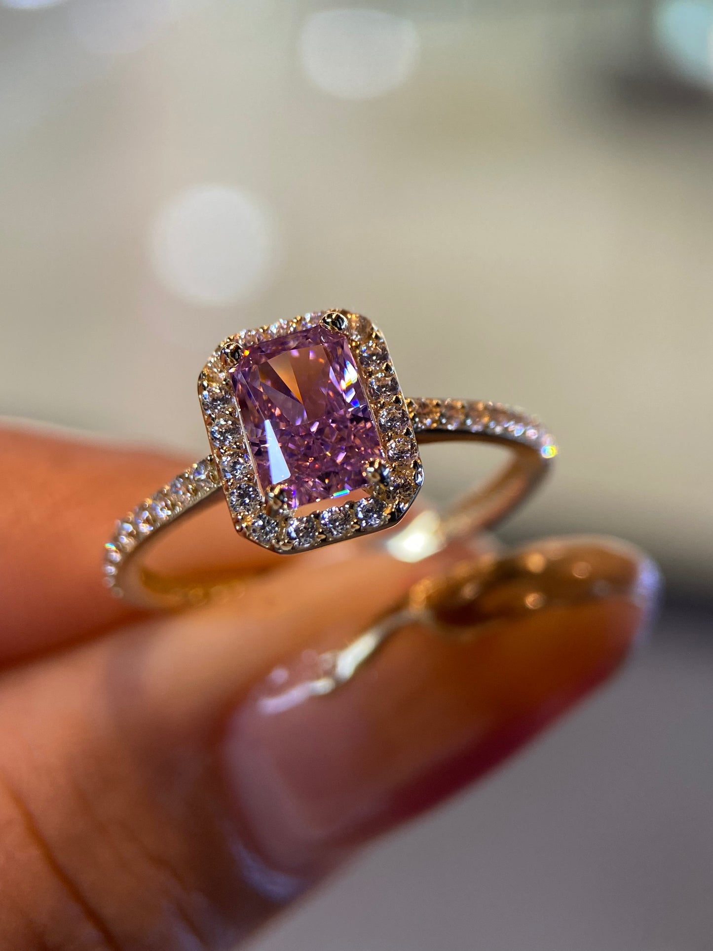 Anillo de compromiso en oro