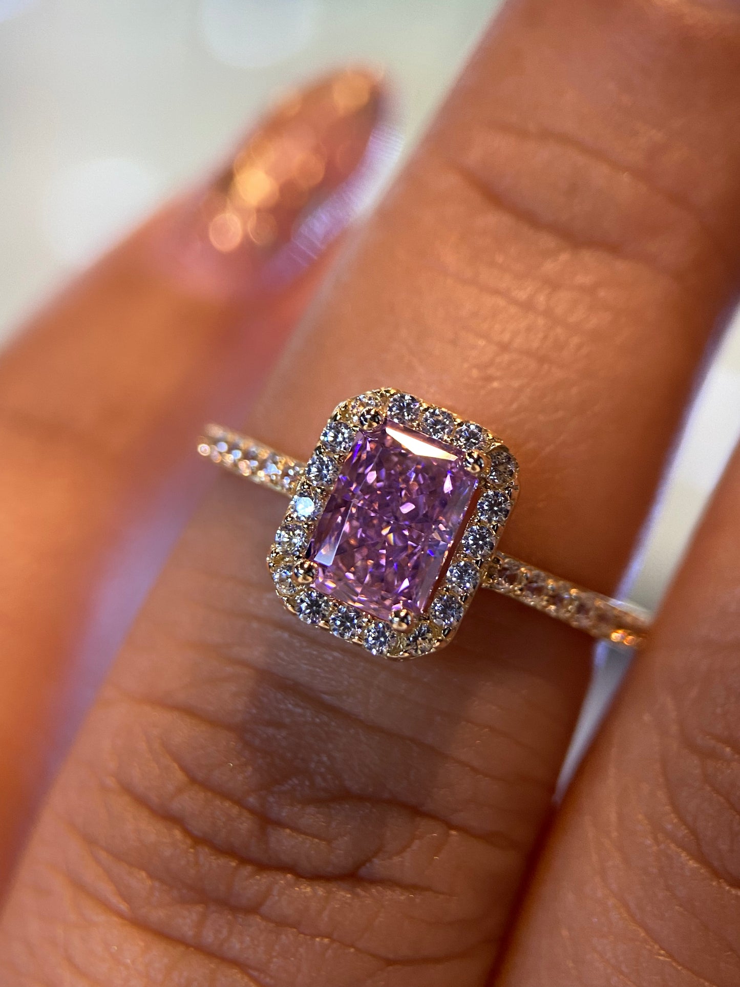 Anillo de compromiso en oro