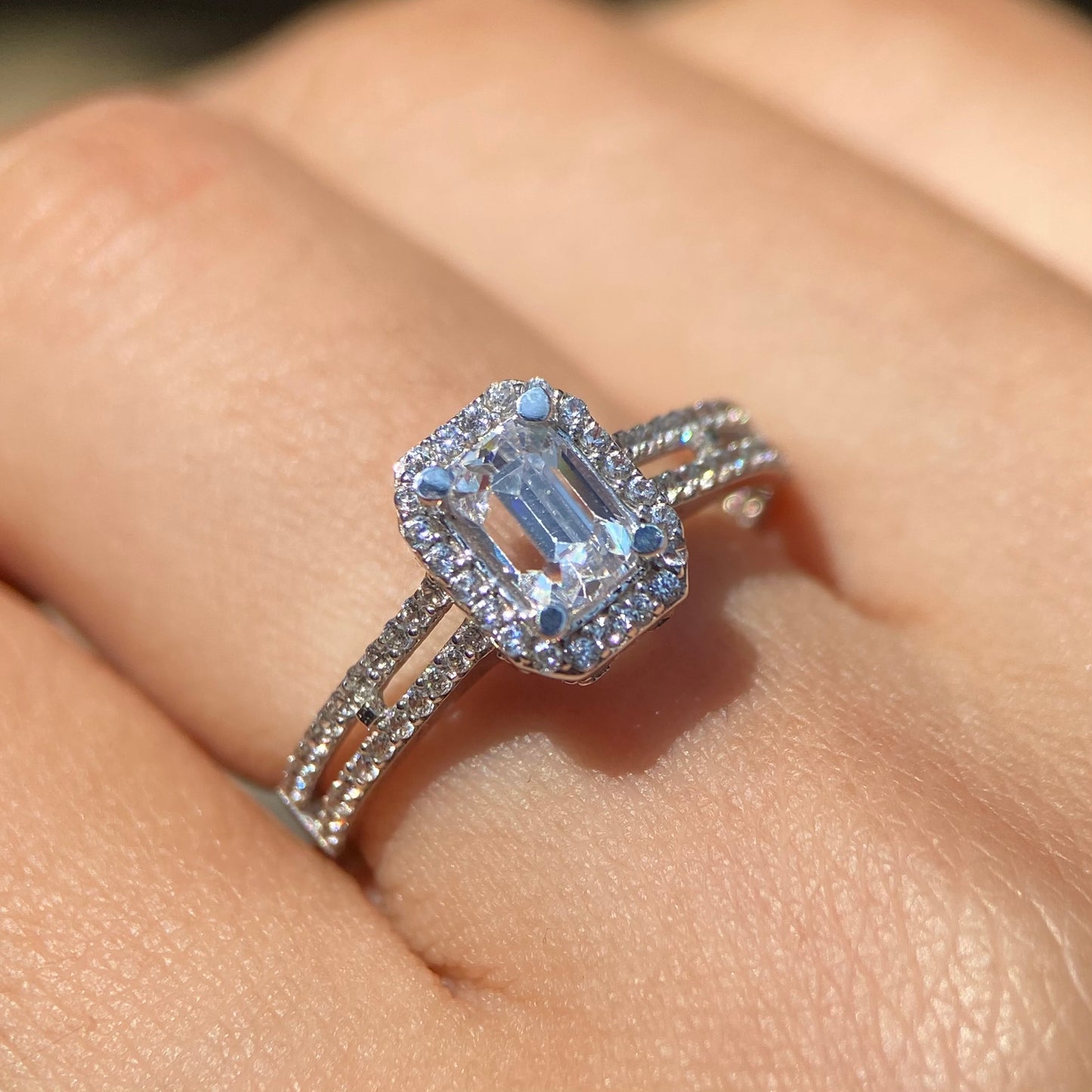 Anillo de compromiso en oro