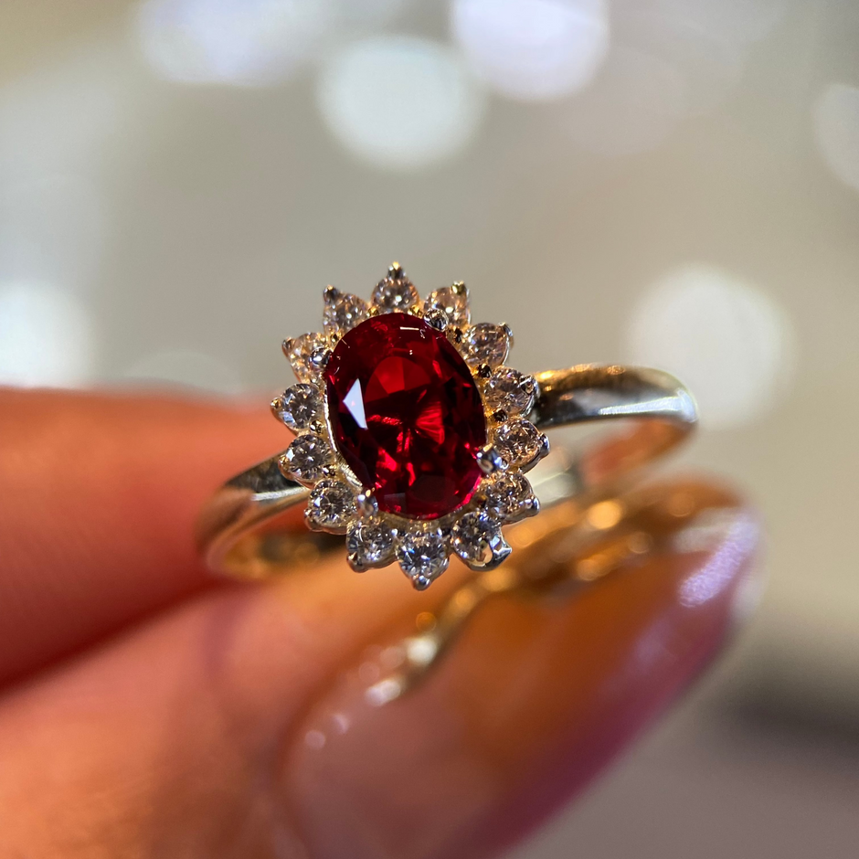 Anillo de compromiso en oro