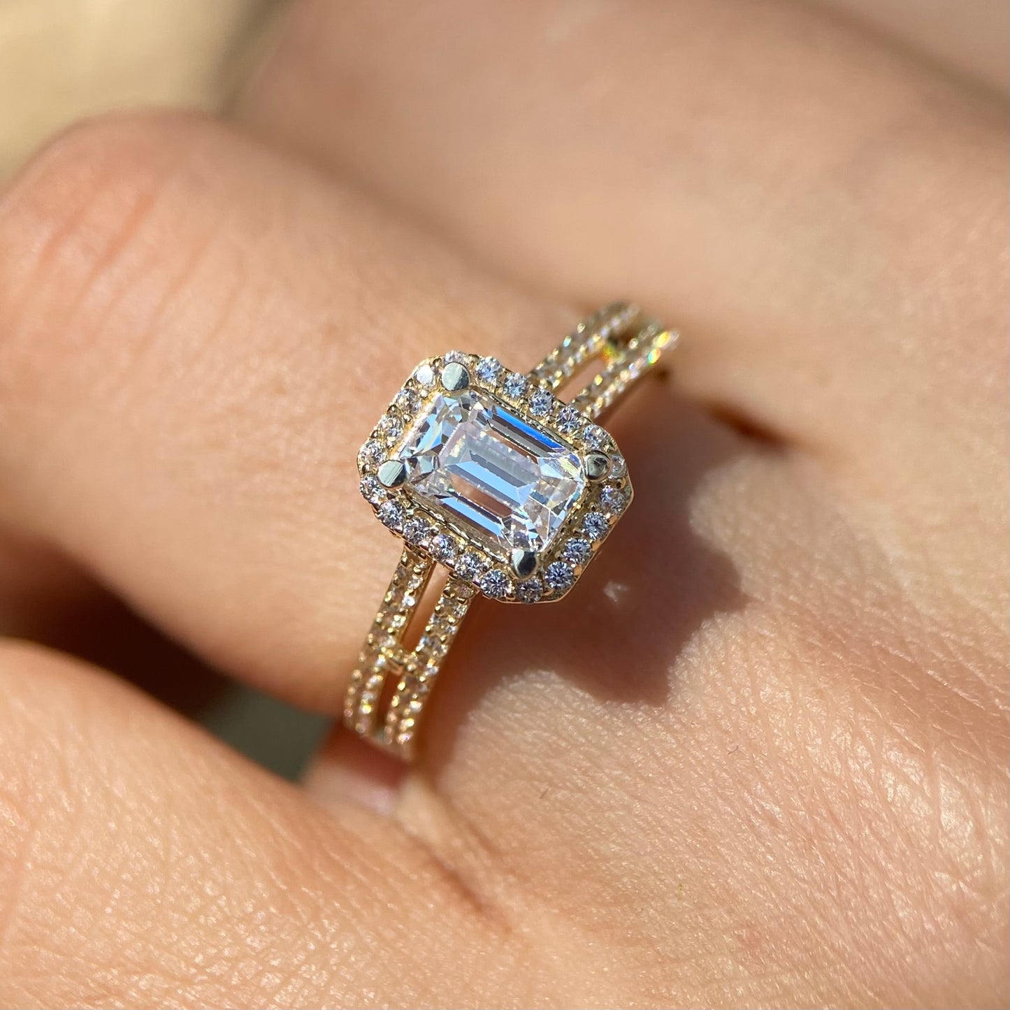 Anillo de compromiso en oro