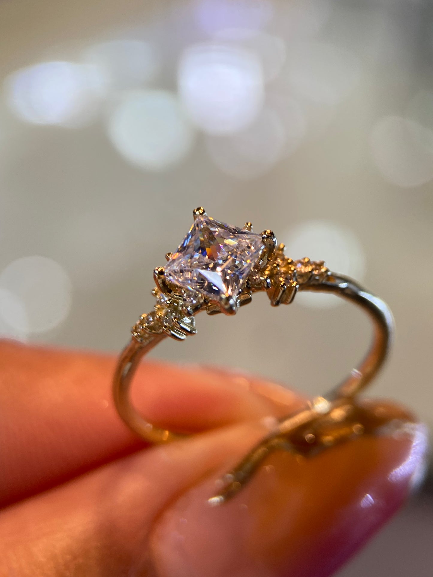 Anillo de compromiso en oro