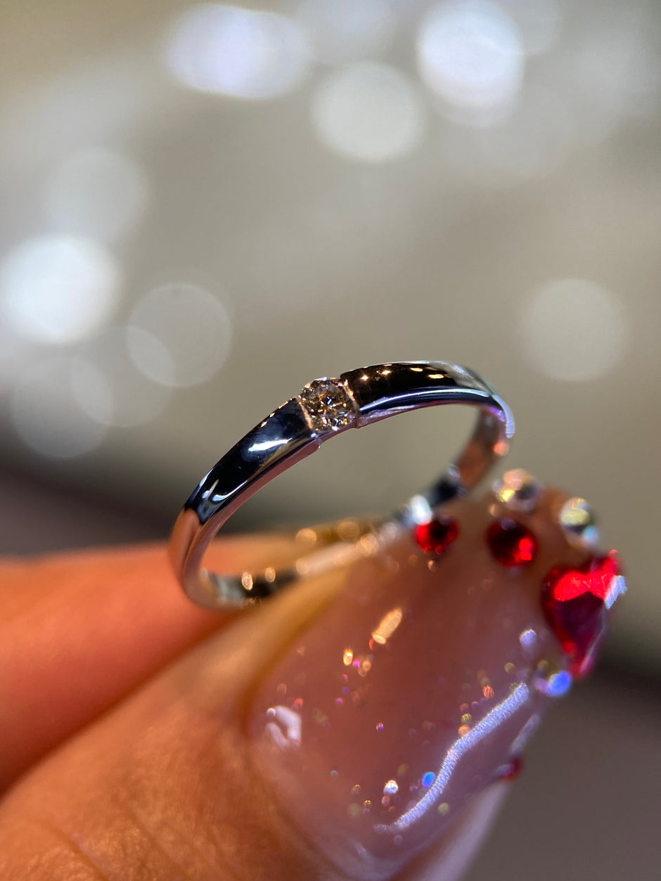 Anillo en Oro Blanco de 14k con Diamante natural .07cts  Mod: OF1891