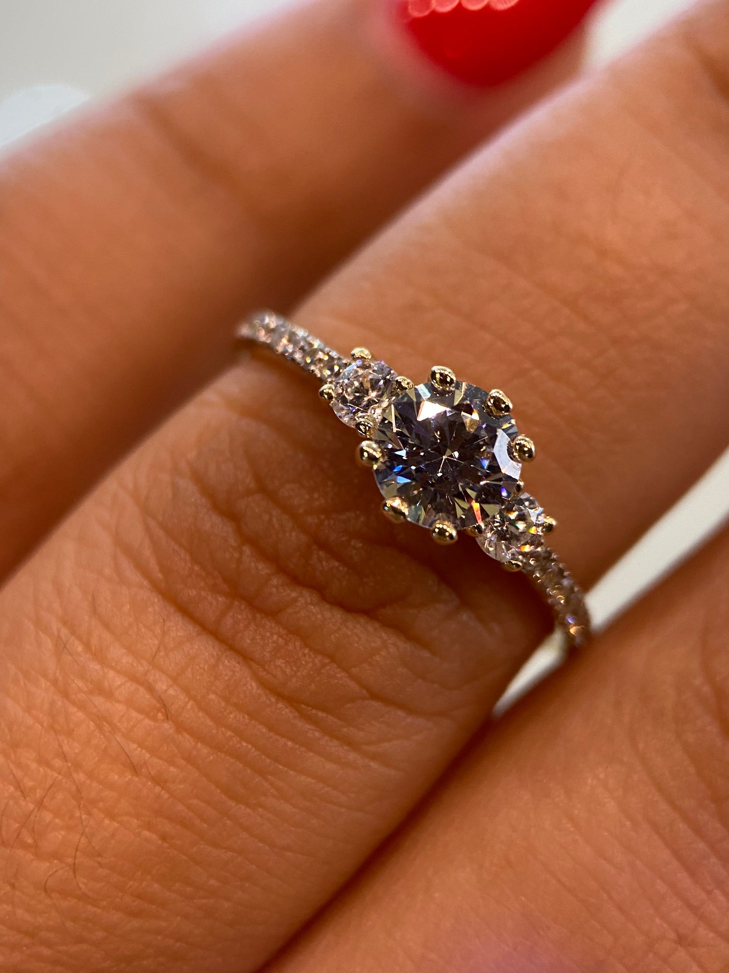 Anillo de compromiso en oro