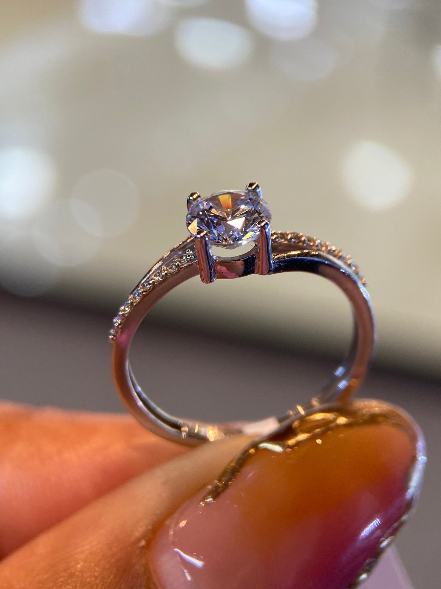 Anillo de compromiso en oro