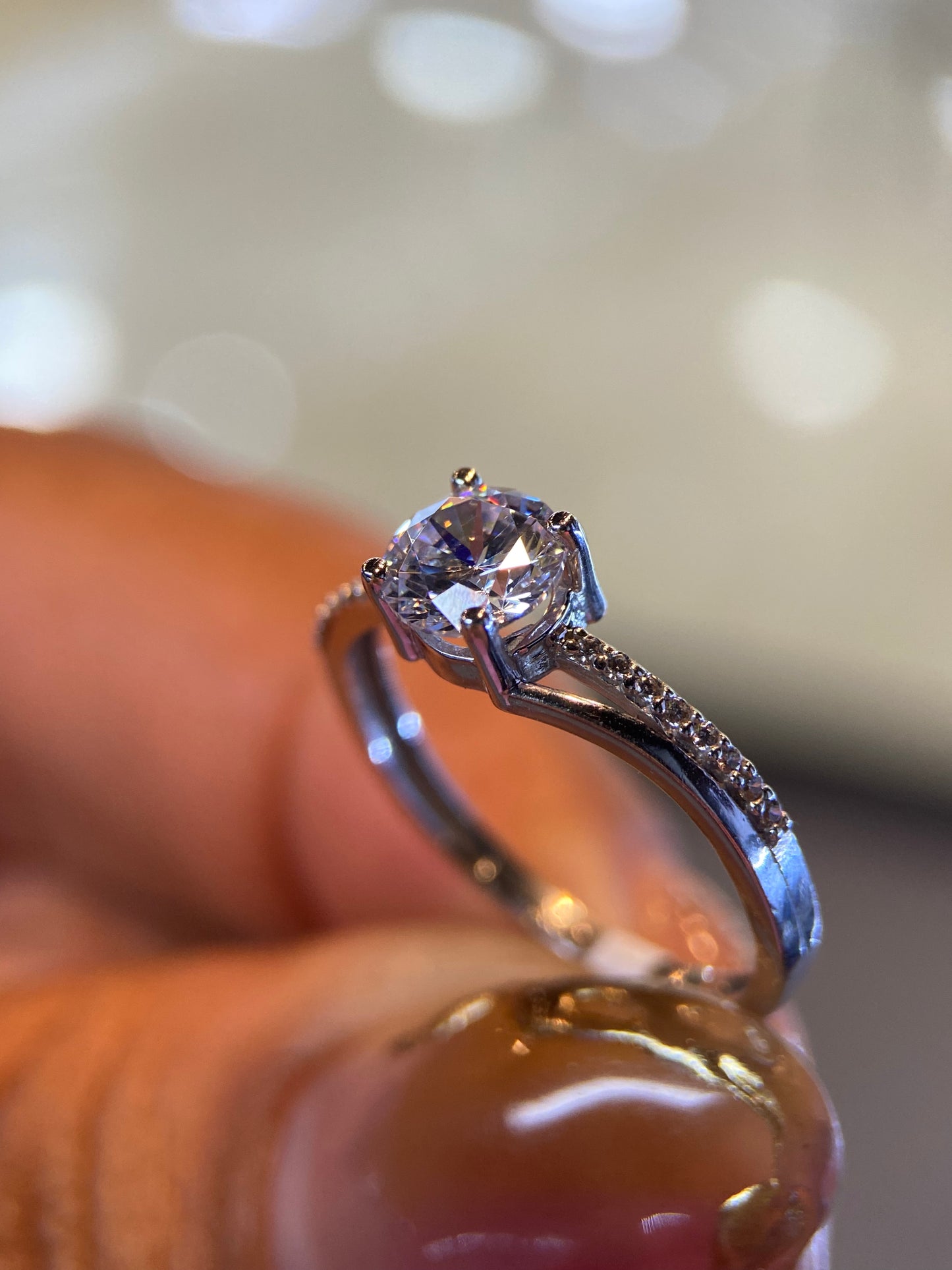Anillo de compromiso en oro