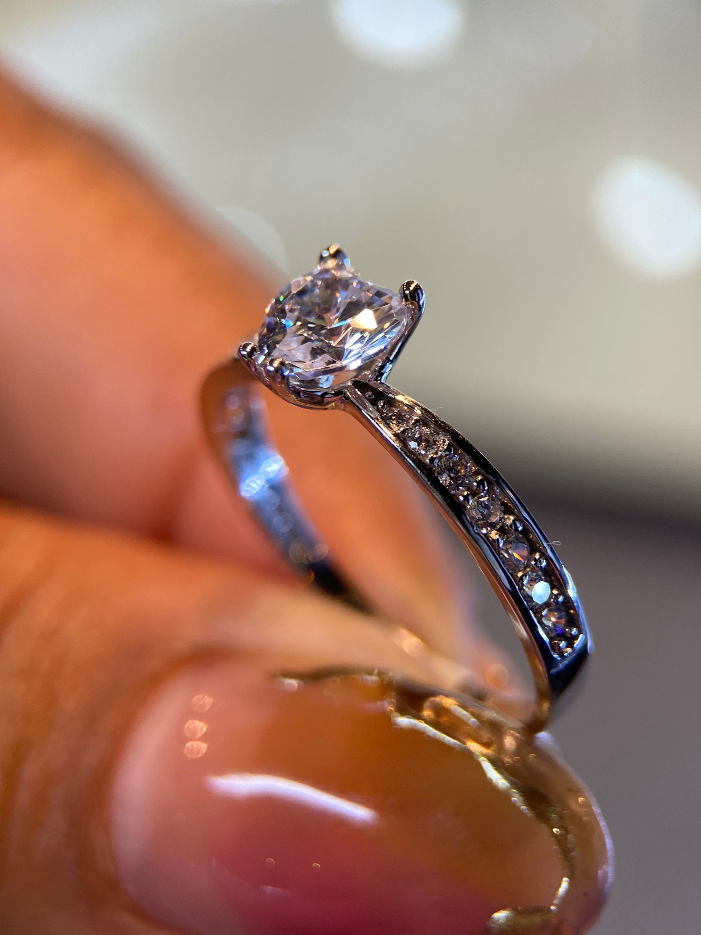 Anillo de compromiso en oro