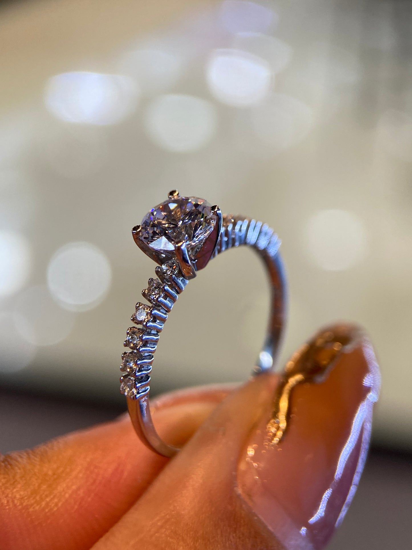 Anillo de compromiso en oro