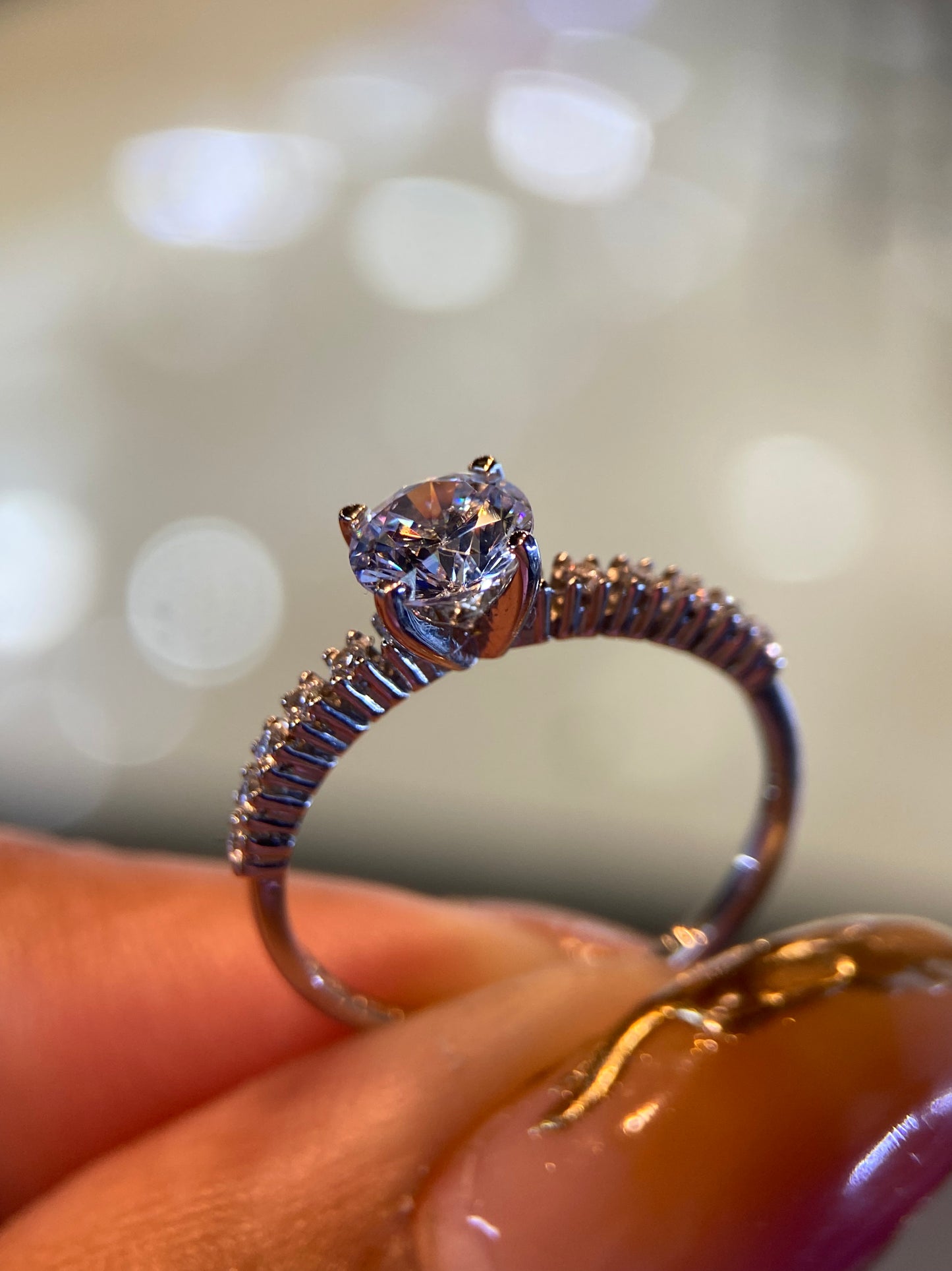 Anillo de compromiso en oro