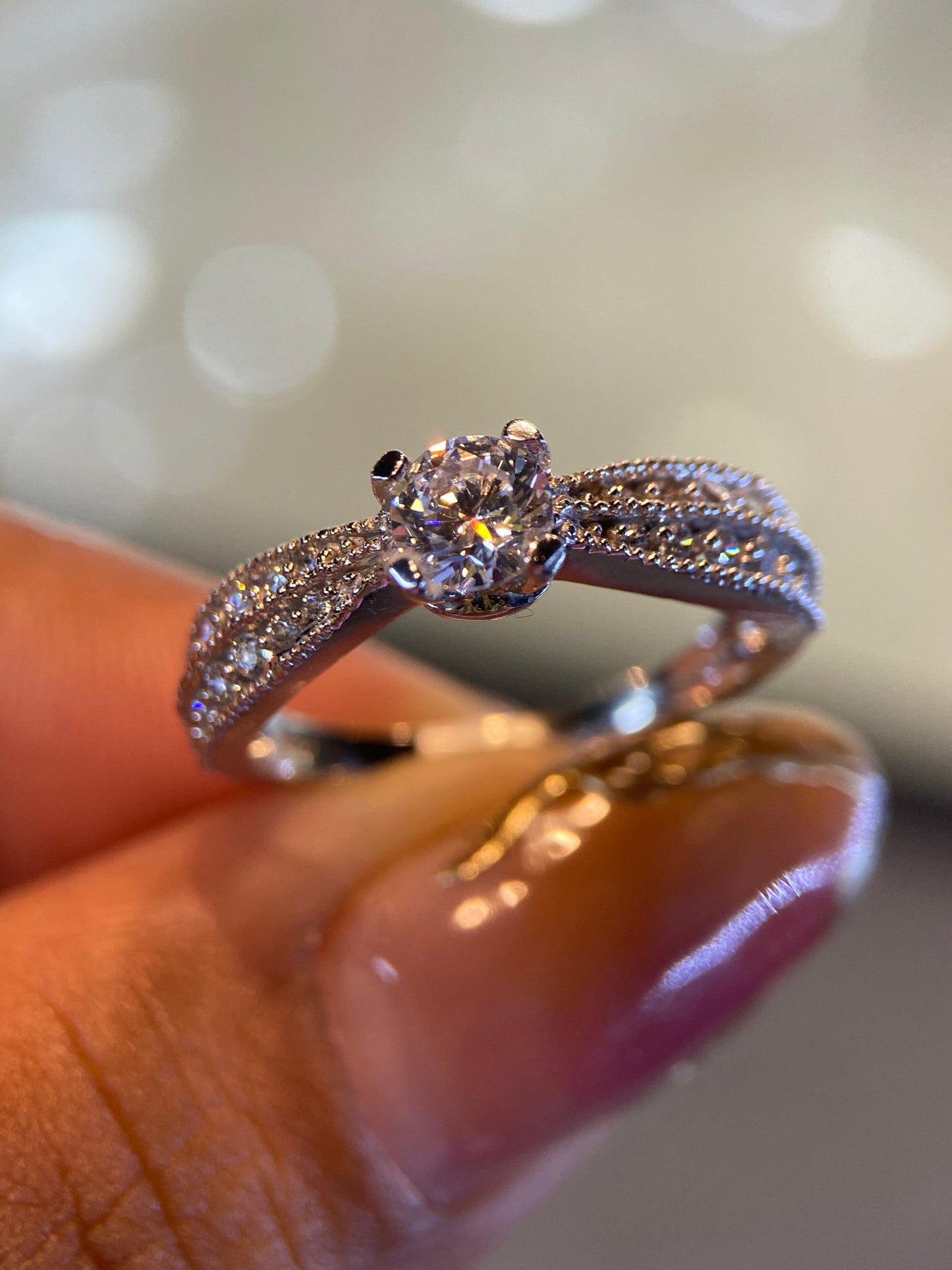 Anillo de compromiso en oro