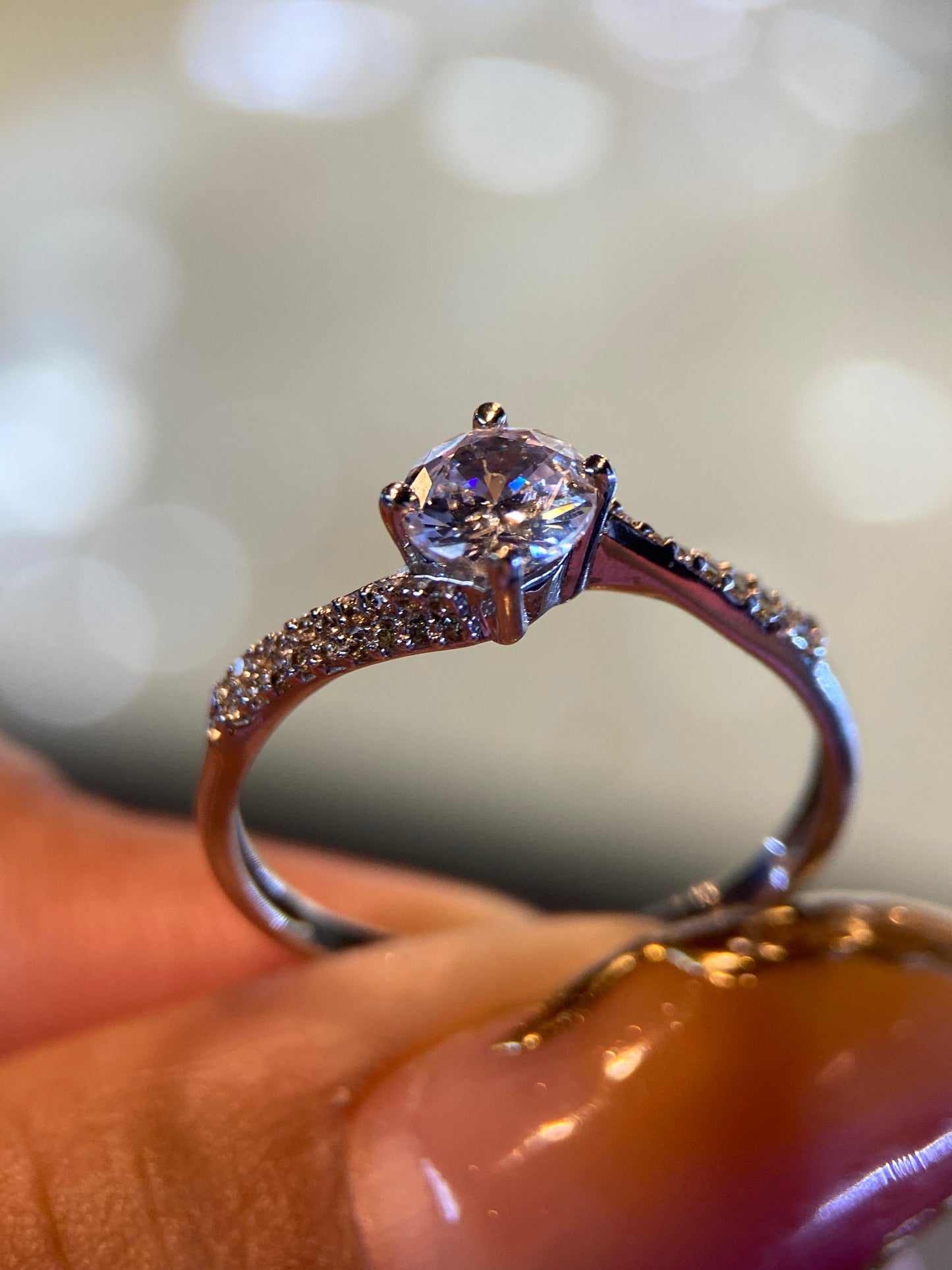 Anillo de compromiso en oro