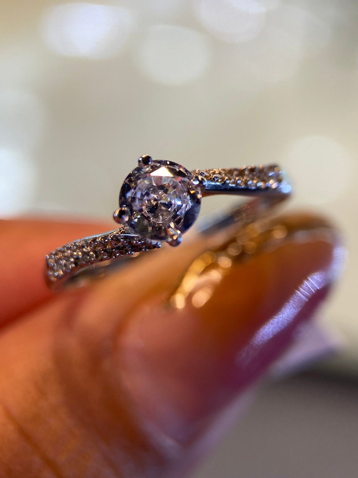 Anillo de compromiso en oro