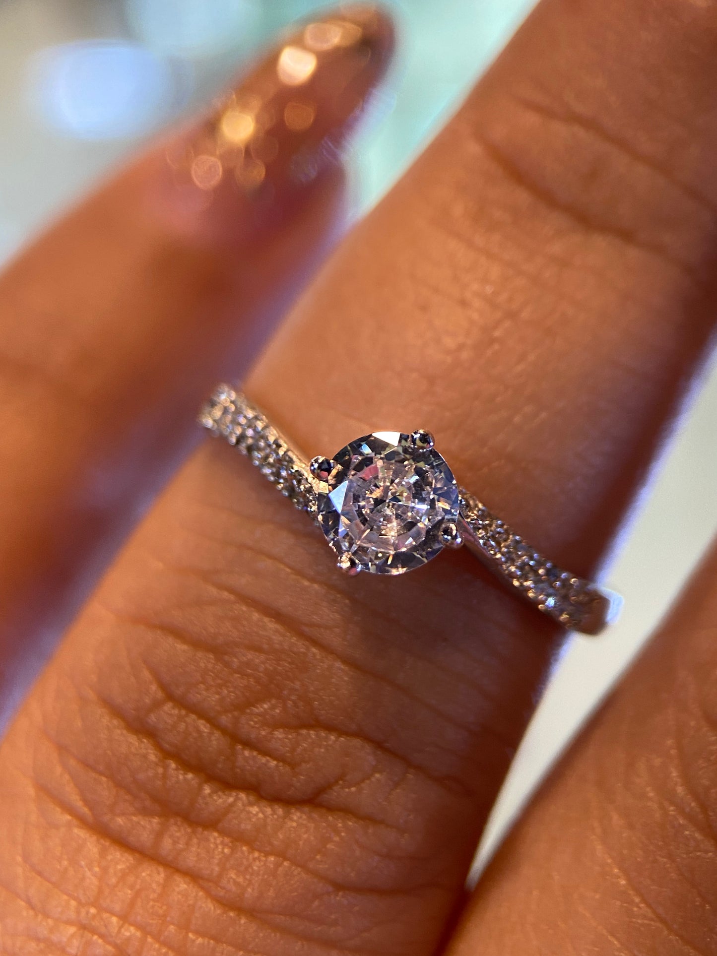 Anillo de compromiso en oro