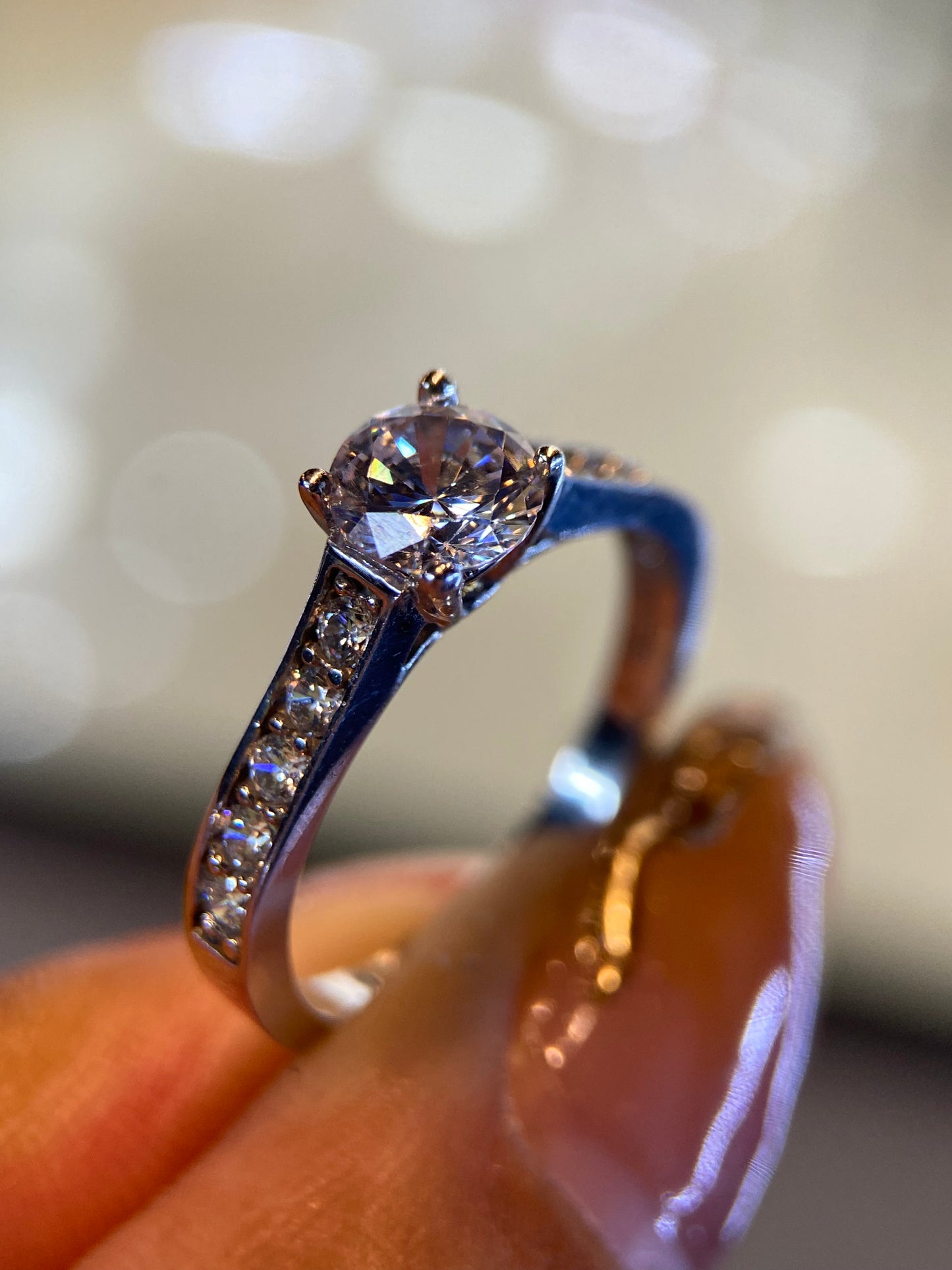 Anillo de compromiso en oro