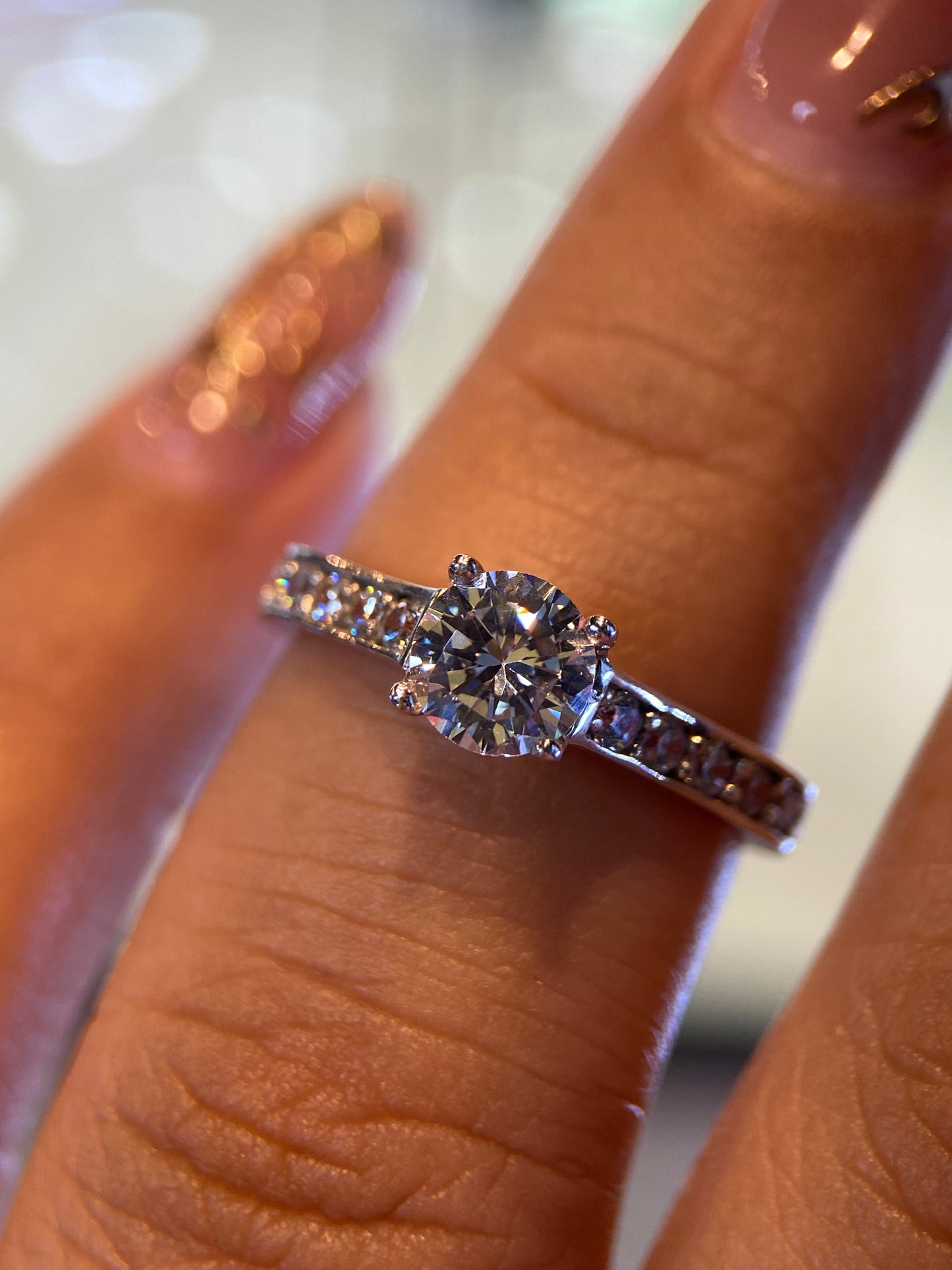 Anillo de compromiso en oro