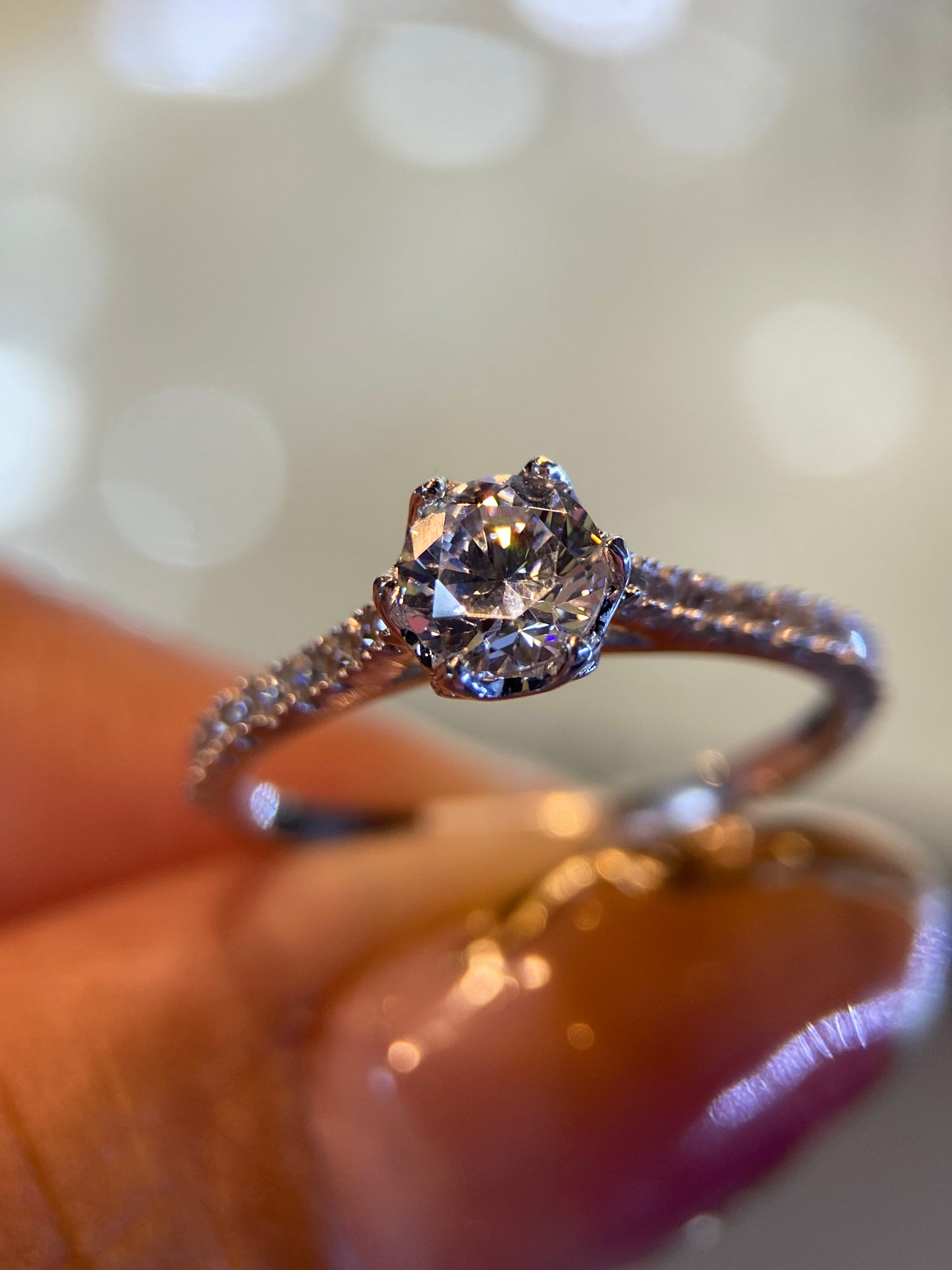 Anillo de compromiso en oro