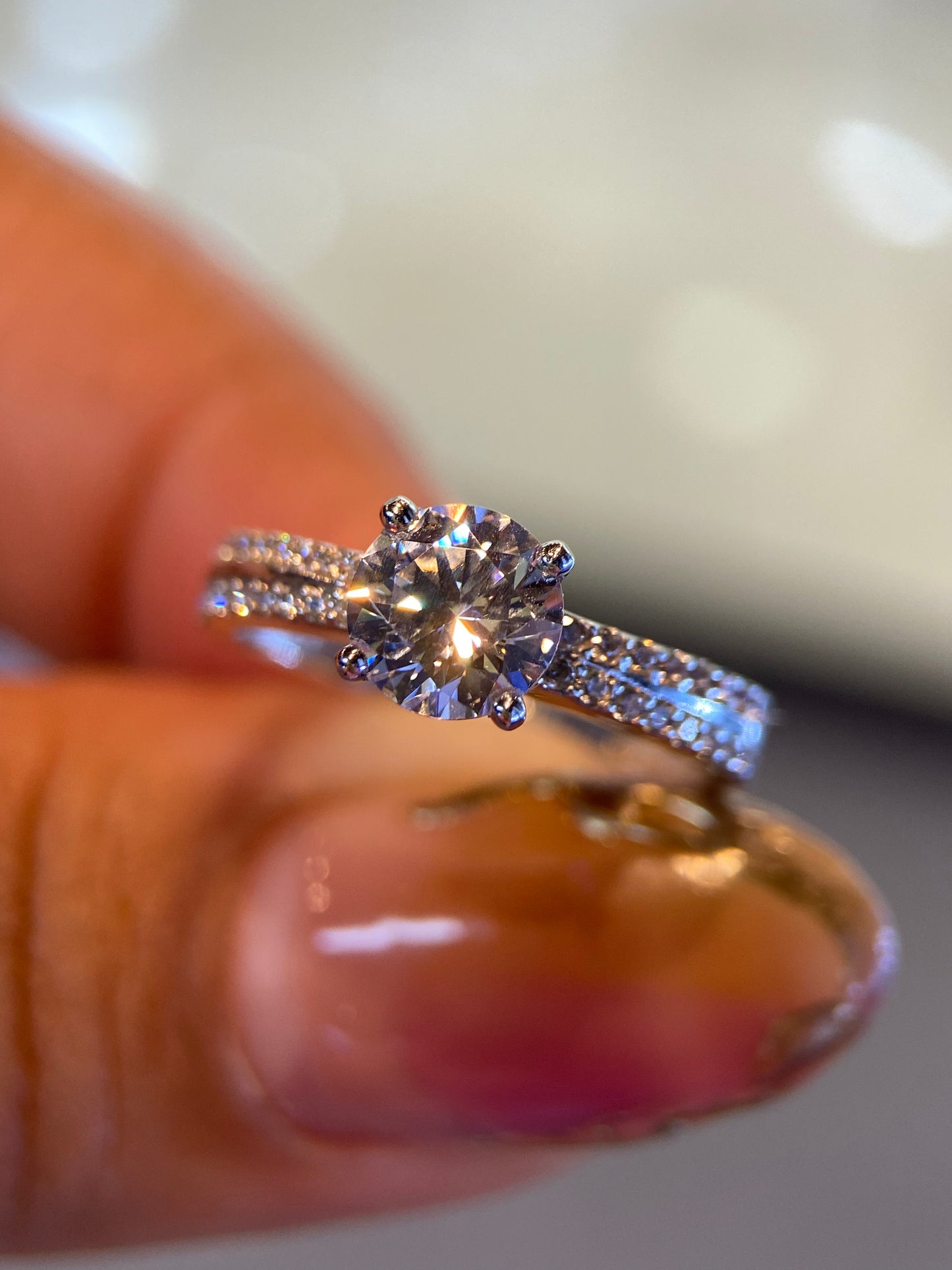 Anillo de compromiso en oro