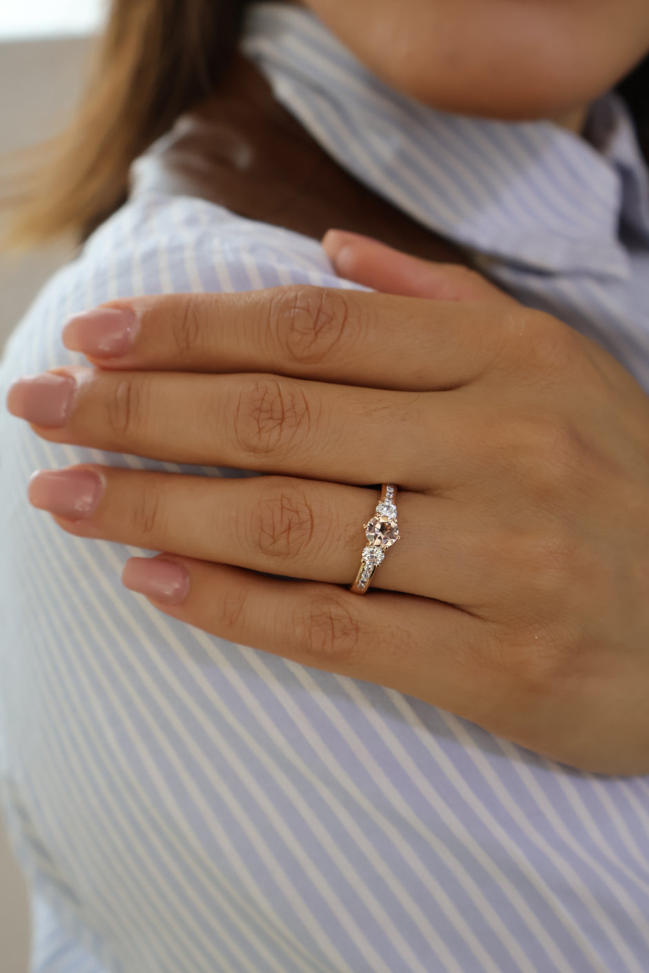 Anillo Xiomara en Oro 14k con Morganita 0.59 ct