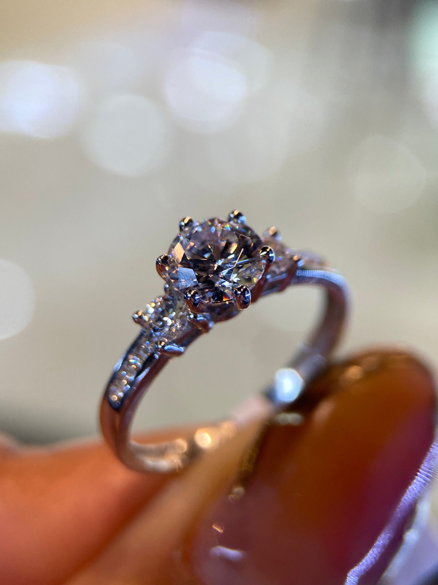 Anillo de compromiso en oro