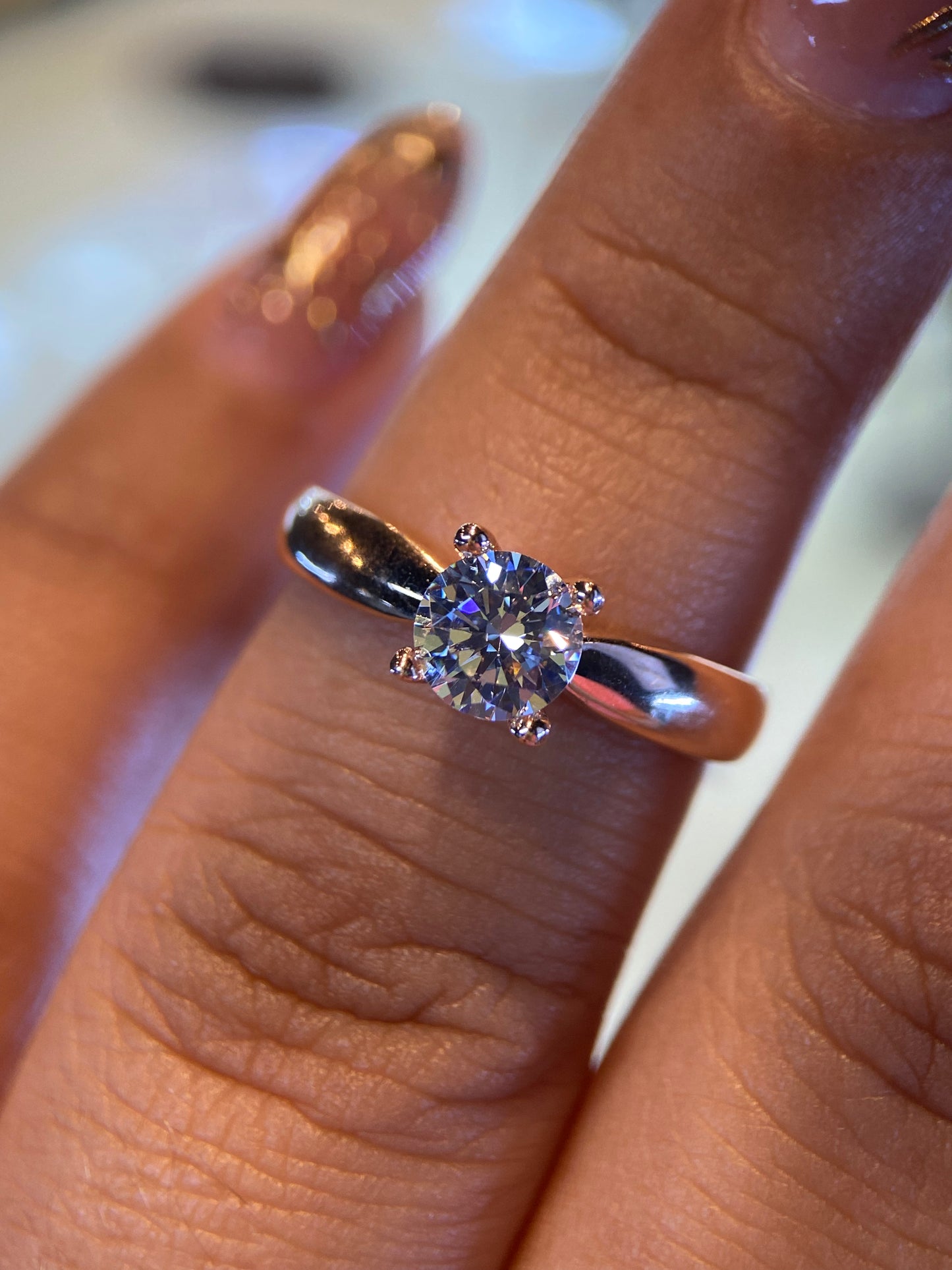 Anillo de compromiso en oro